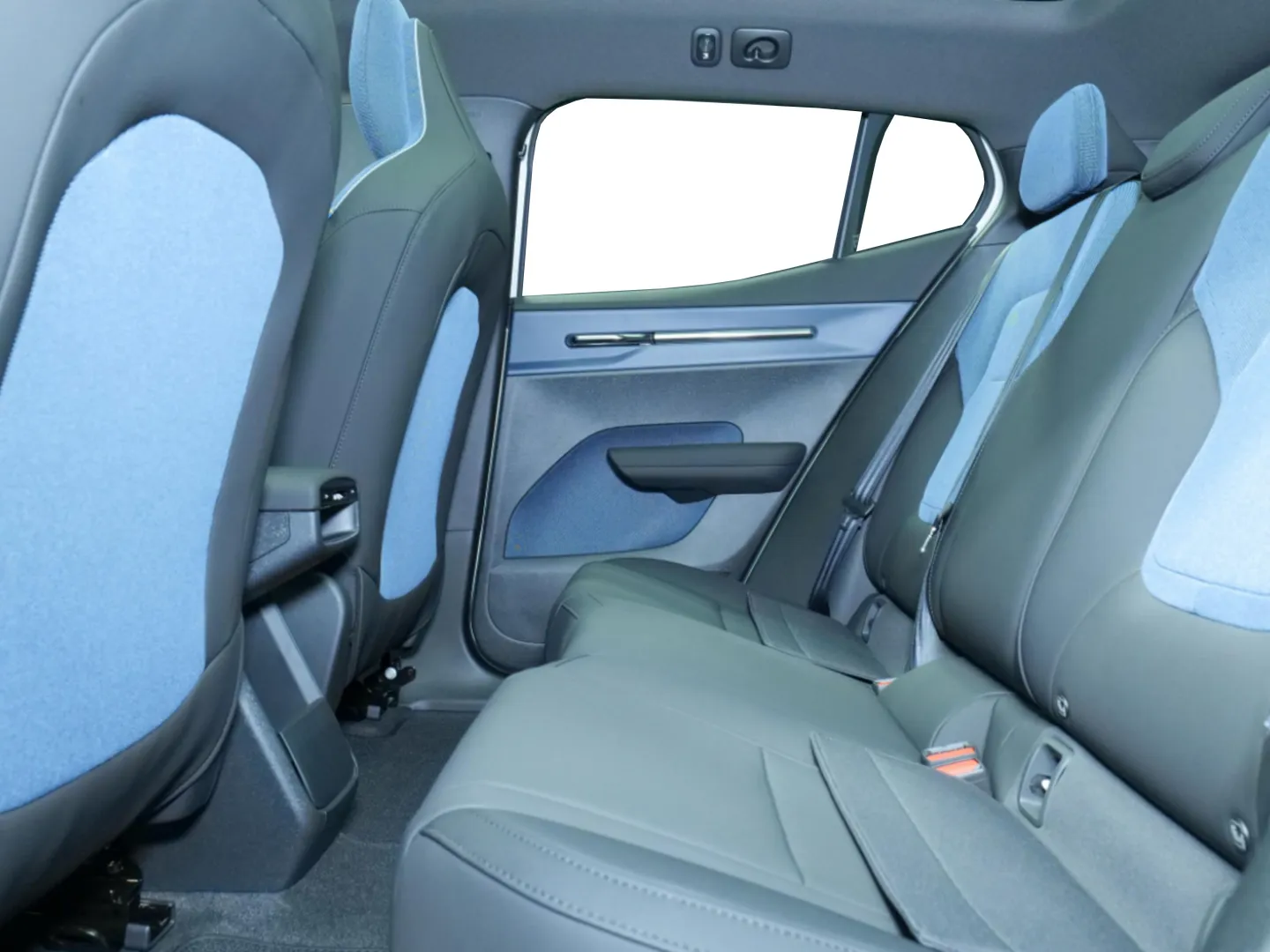 Autokuva 9 - ISV-447