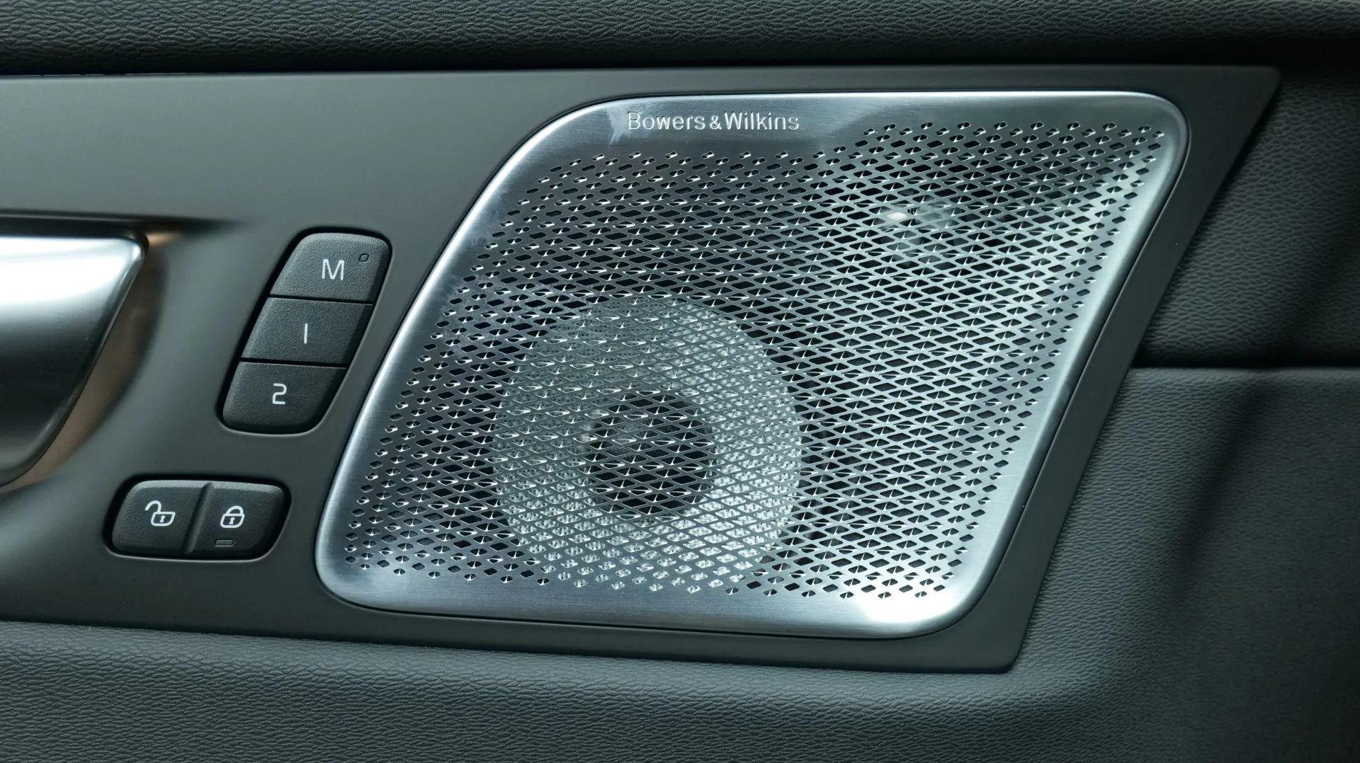 Autokuva 10 - ISV-509