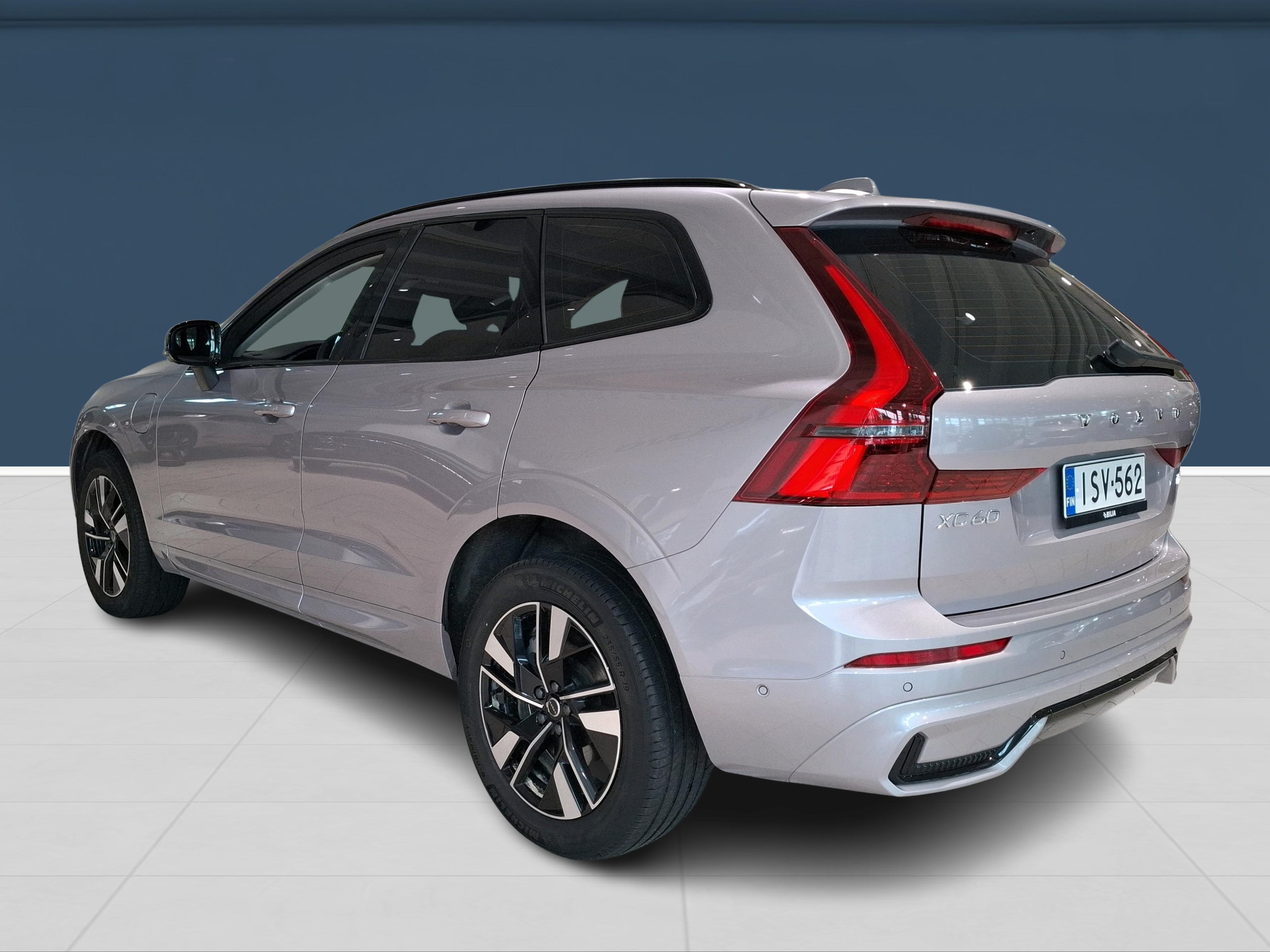 Volvo XC60 T6 AWD Long Range Plus Dark 2026, kuva 6/11