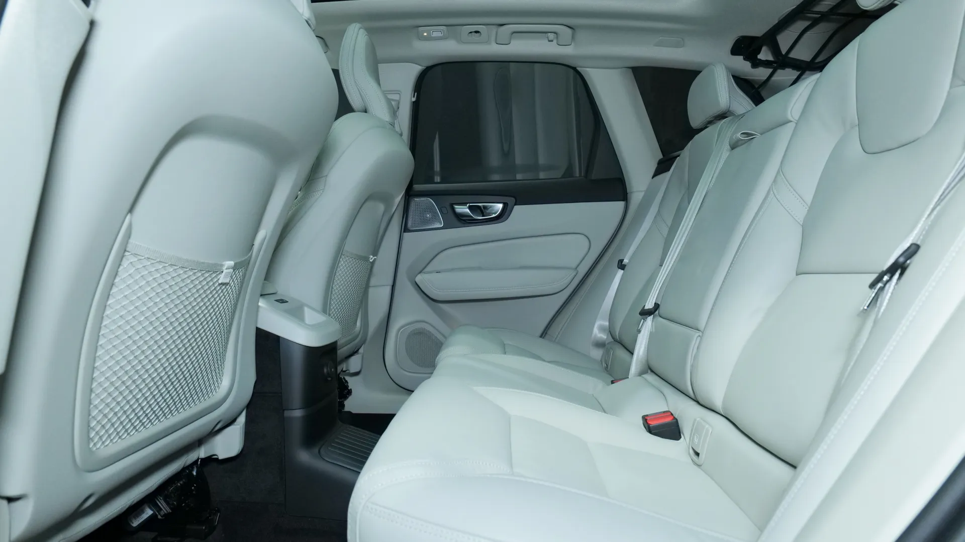 Autokuva 16 - ISV-588