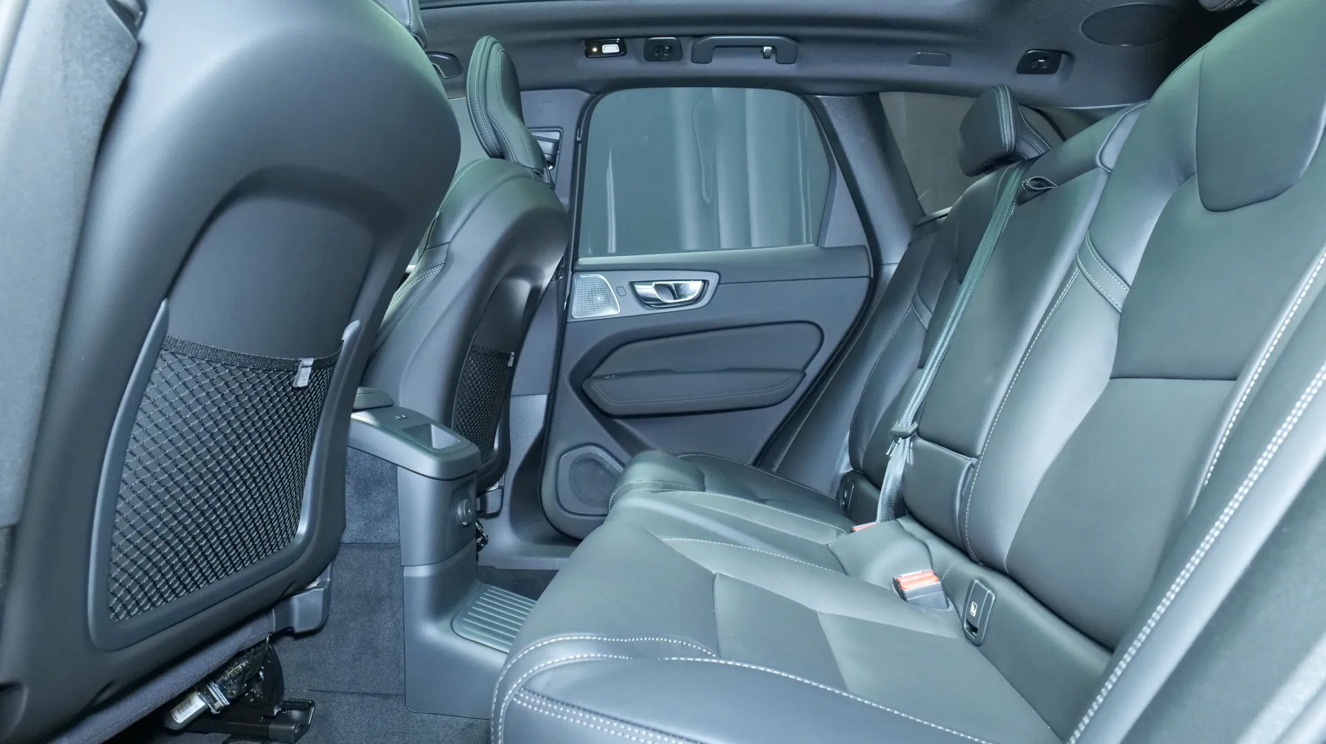 Autokuva 16 - ISV-598