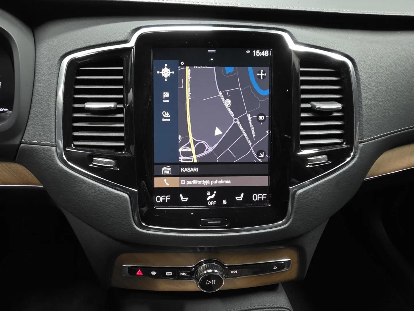 Autokuva 13 - IXZ-451