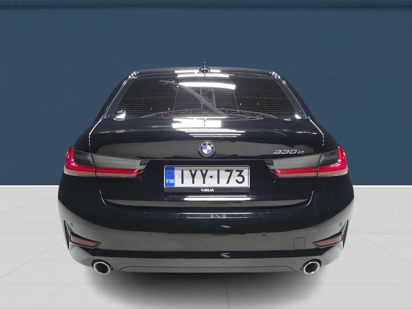 Autokuva 5 - IYY-173