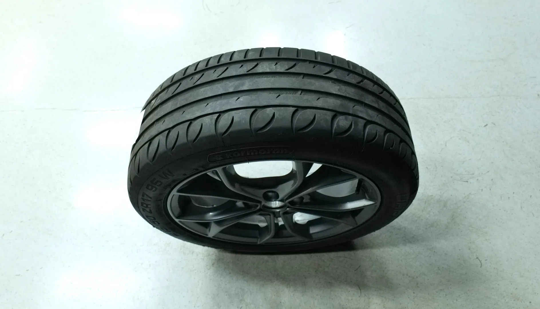 Autokuva 19 - IZC-893