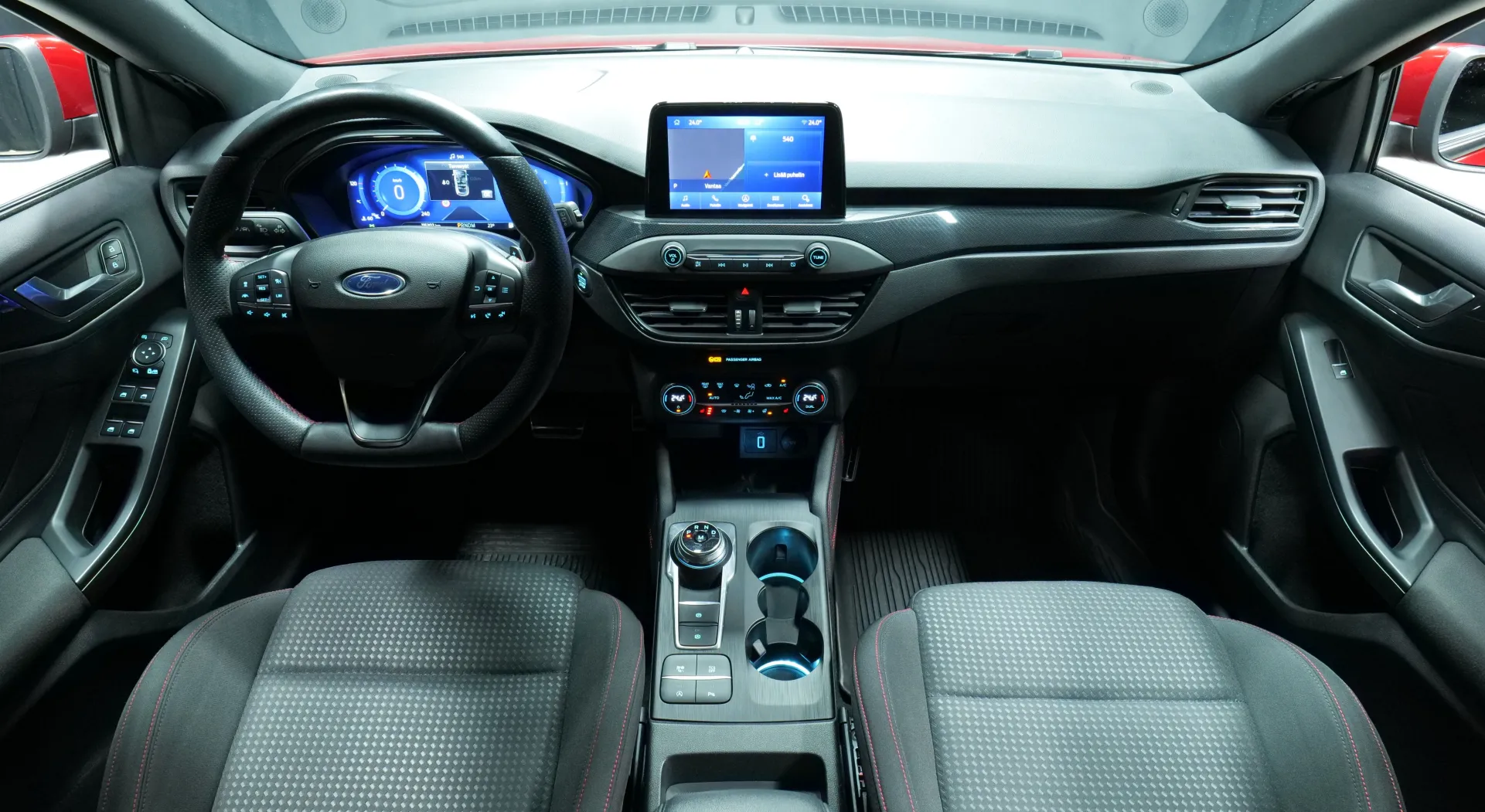 Autokuva 13 - IZC-893