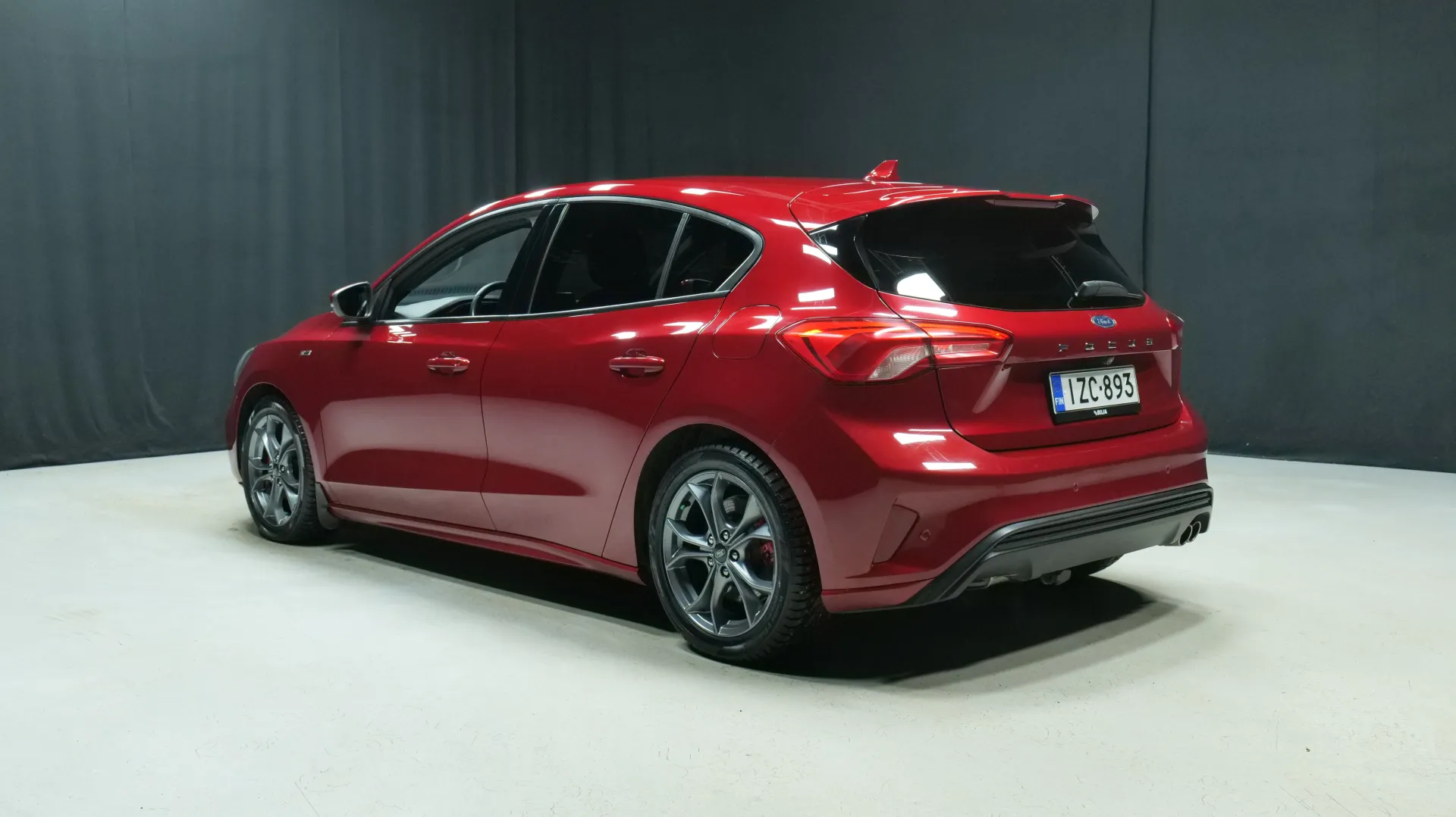 Autokuva 2 - IZC-893