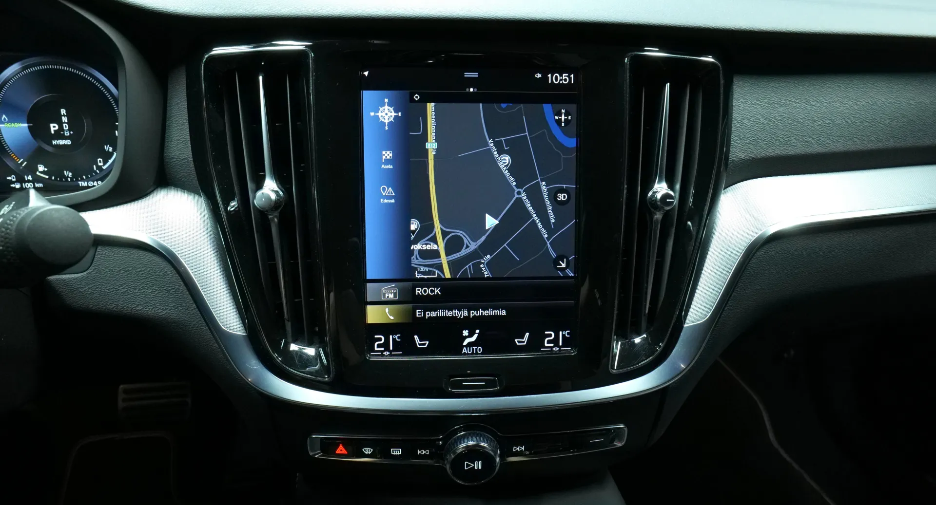 Autokuva 7 - IZG-848