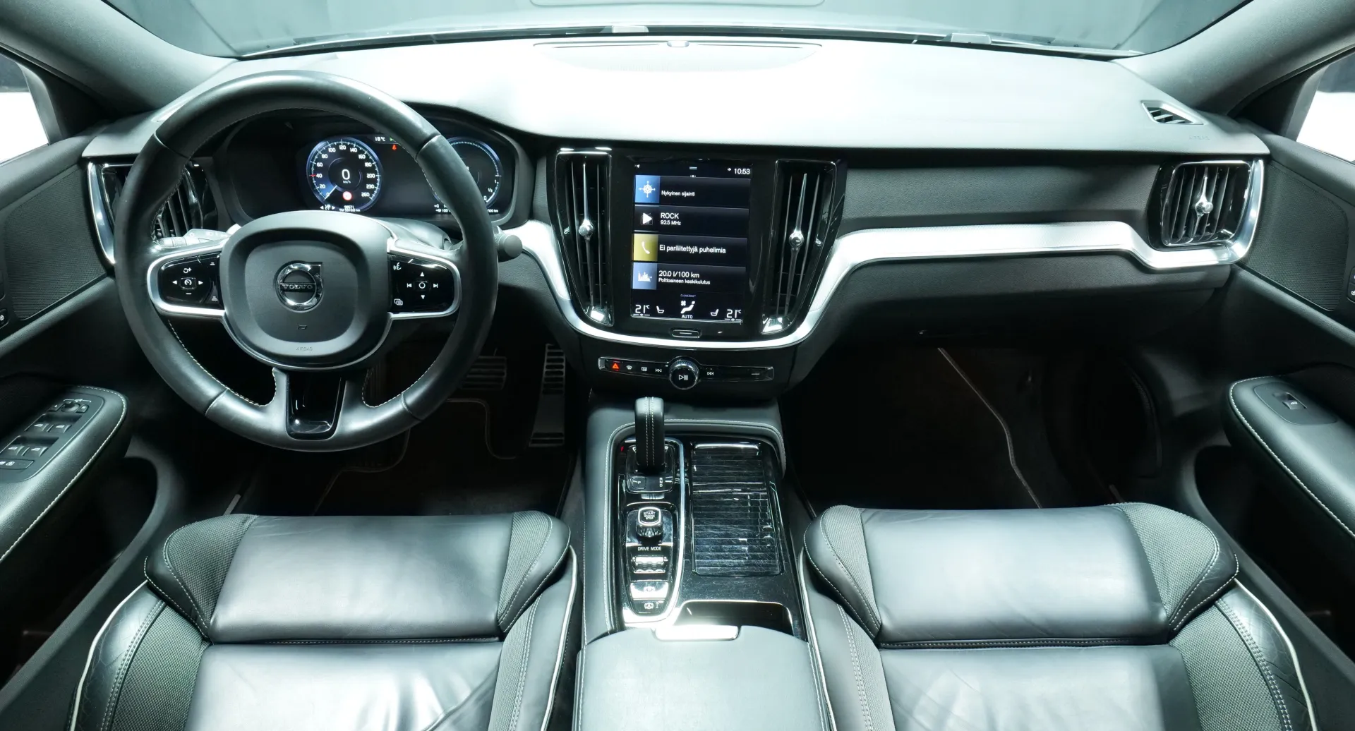 Autokuva 14 - IZG-848