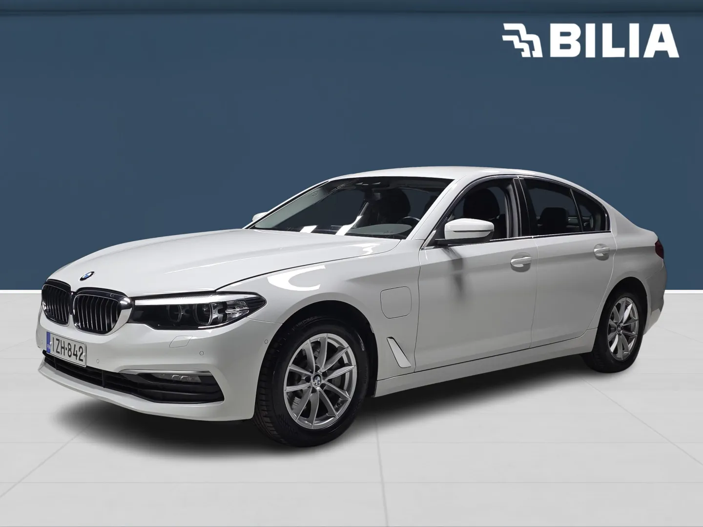 Autokuva 1 - IZH-842