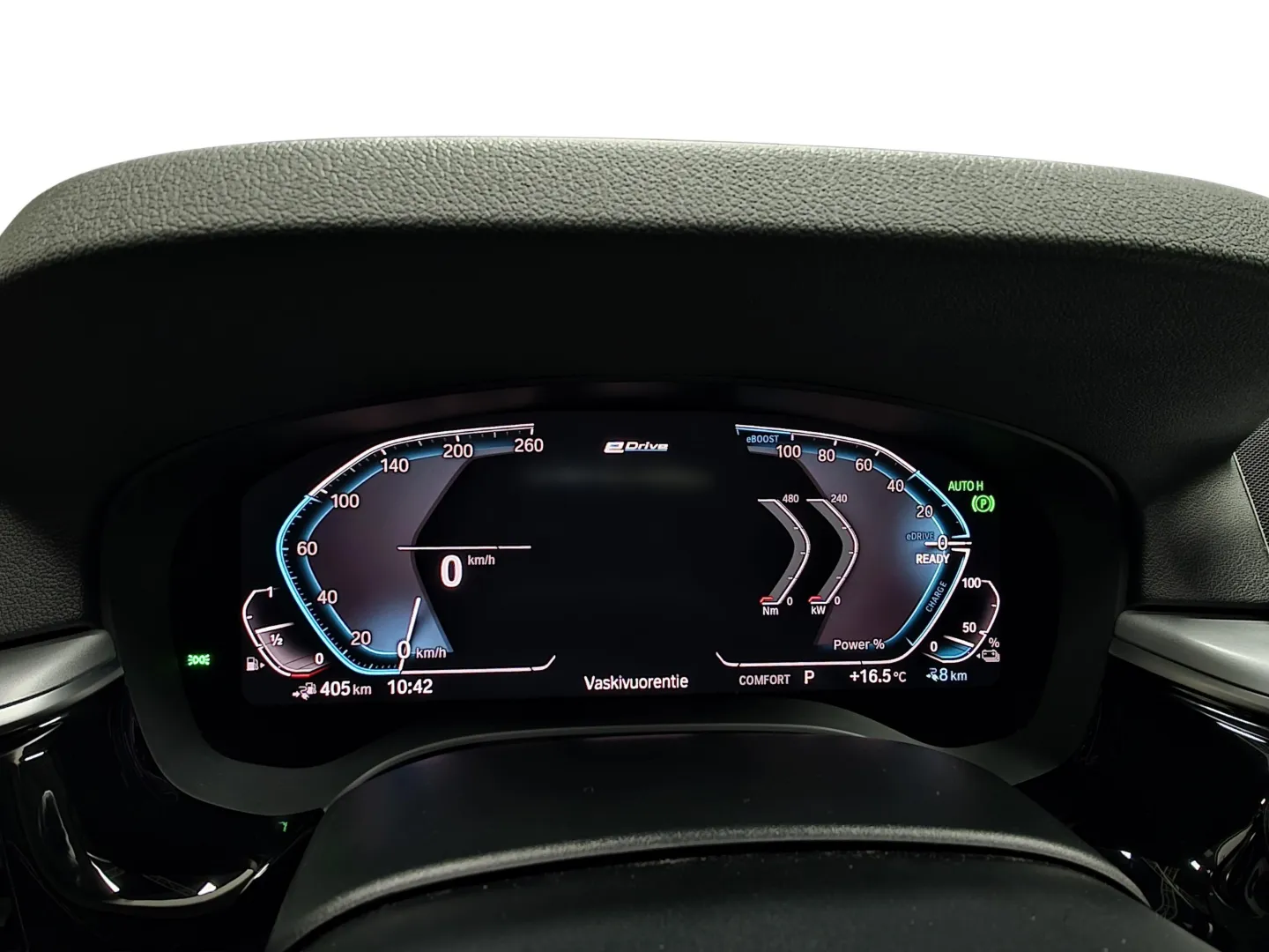 Autokuva 7 - IZH-842