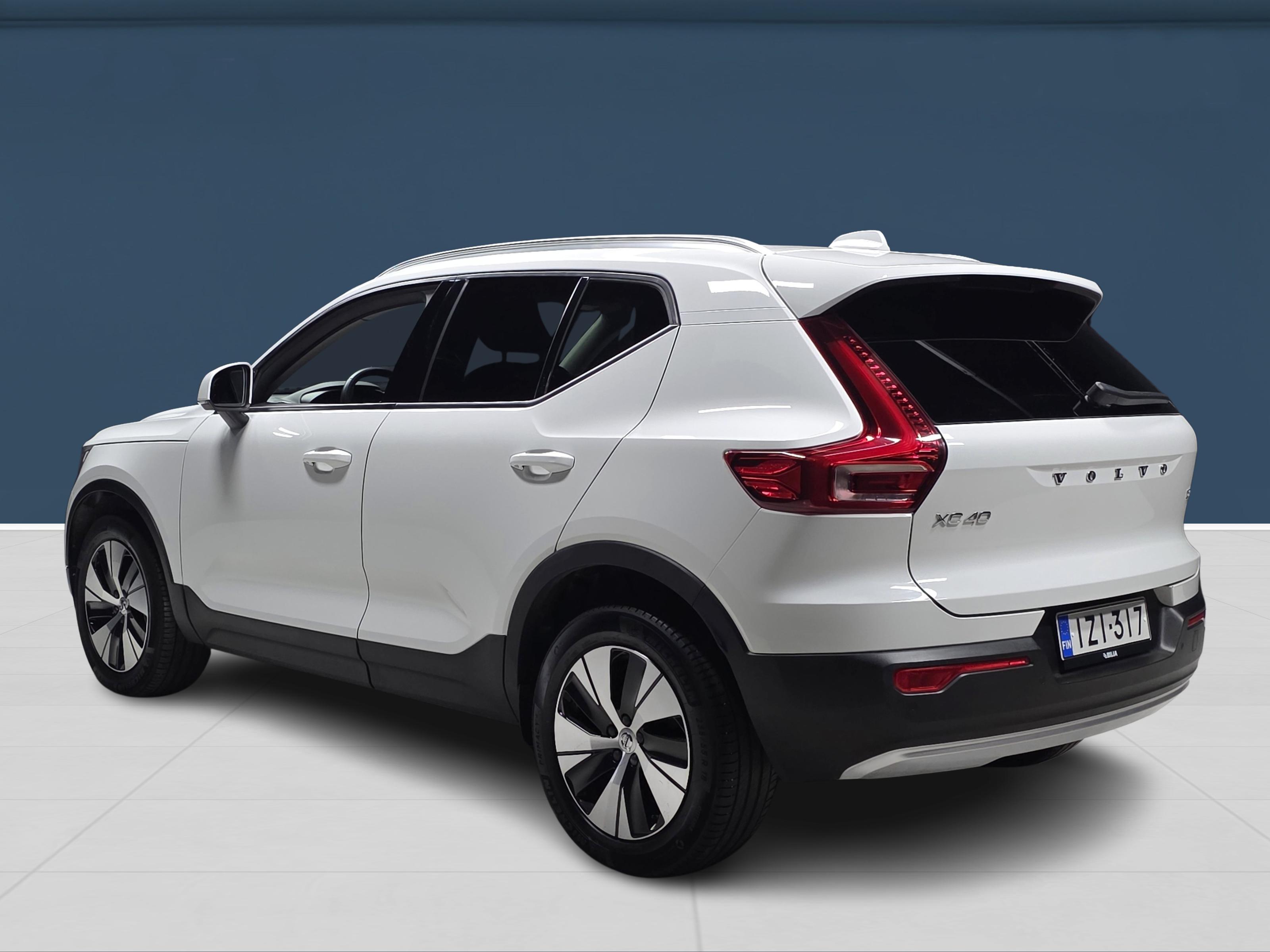 Volvo XC40 T2 Business aut 2021, photo 6/17