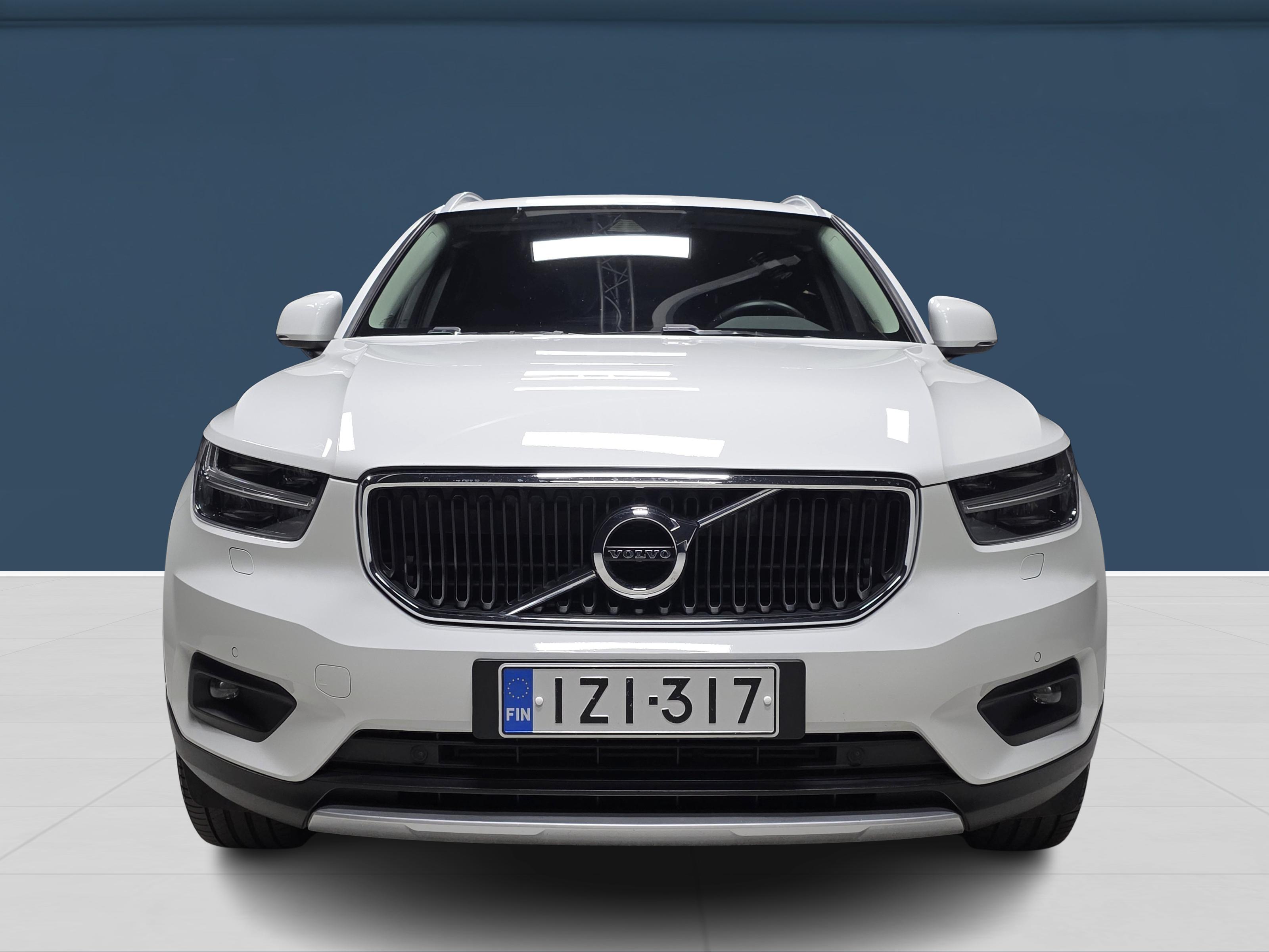 Volvo XC40 T2 Business aut 2021, photo 2/17