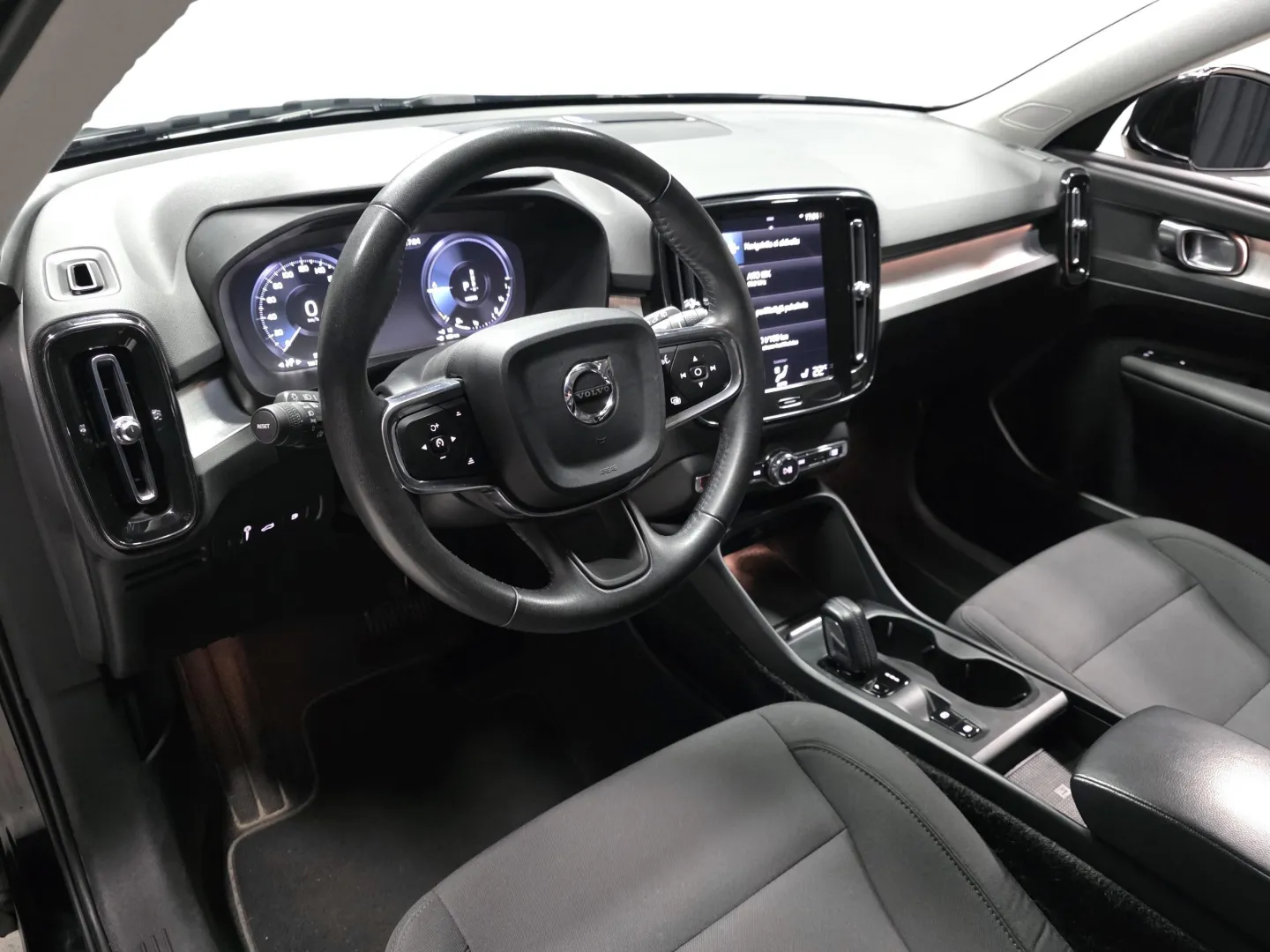 Autokuva 8 - IZK-117