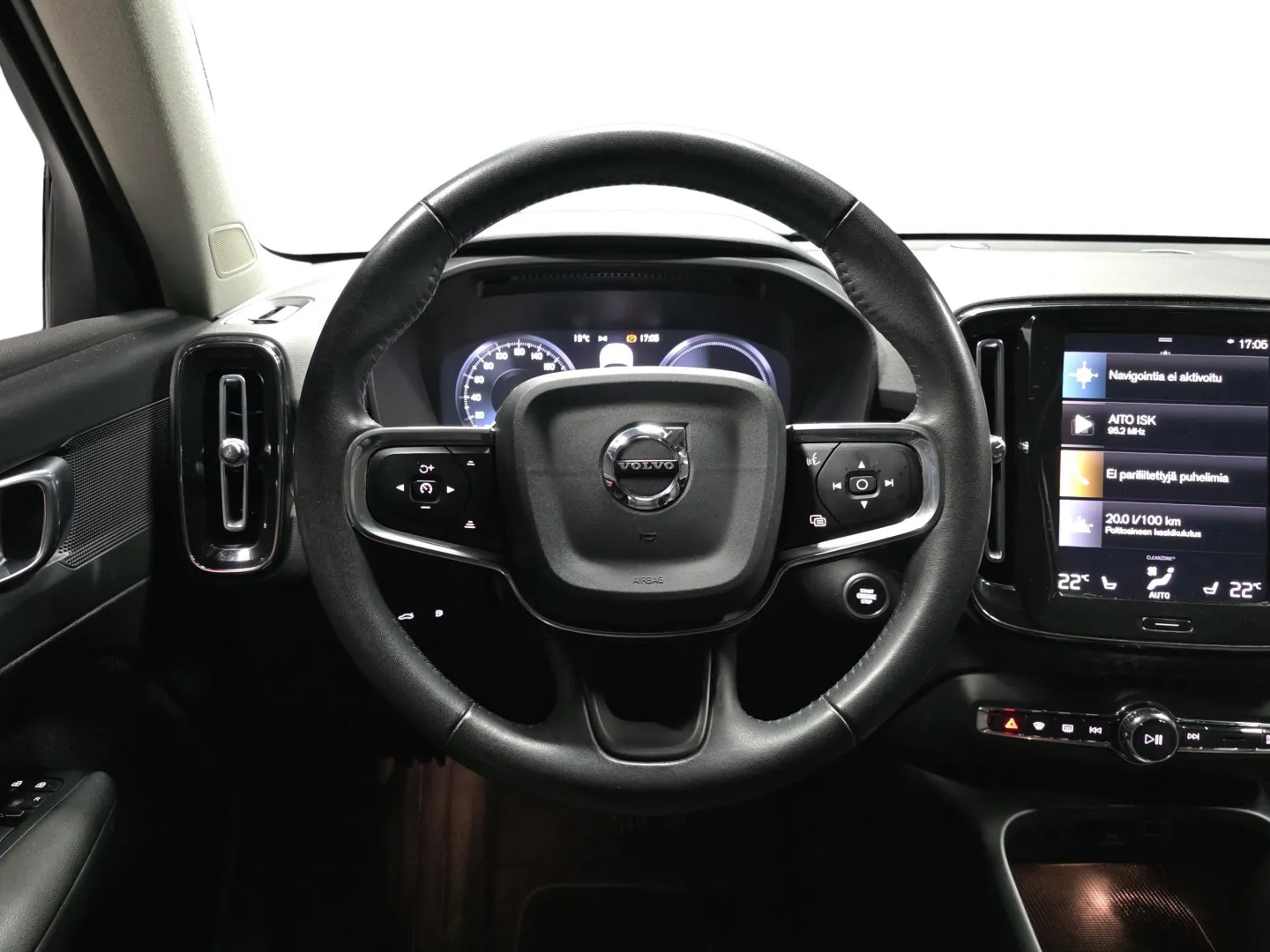 Autokuva 10 - IZK-117