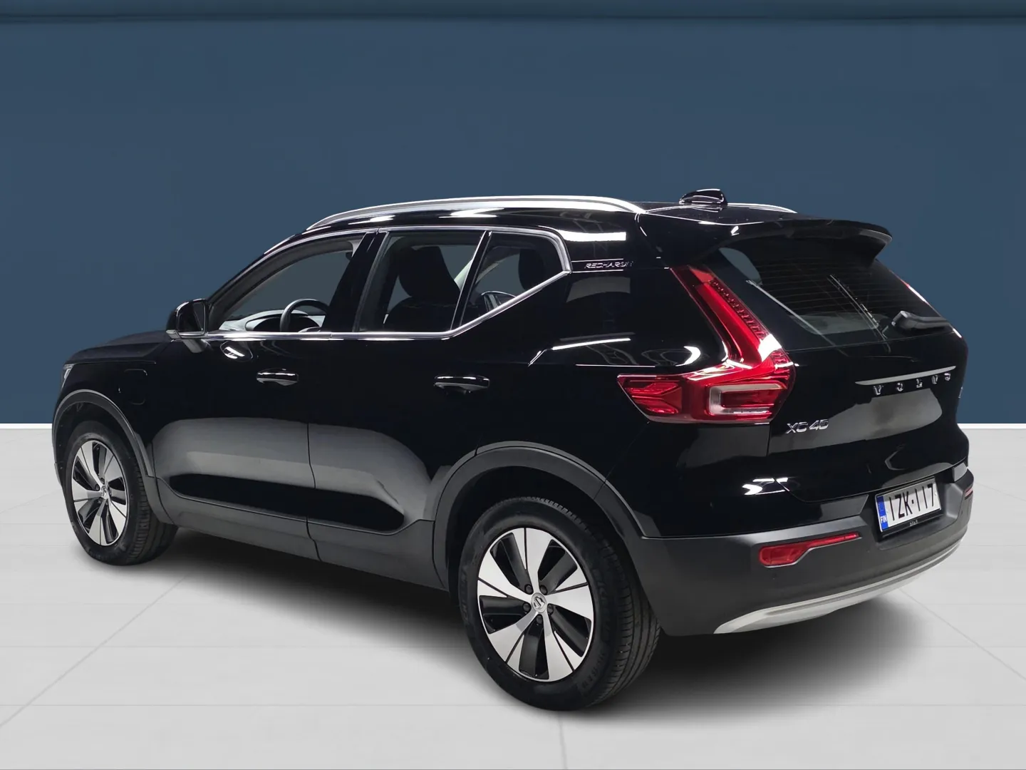 Autokuva 6 - IZK-117