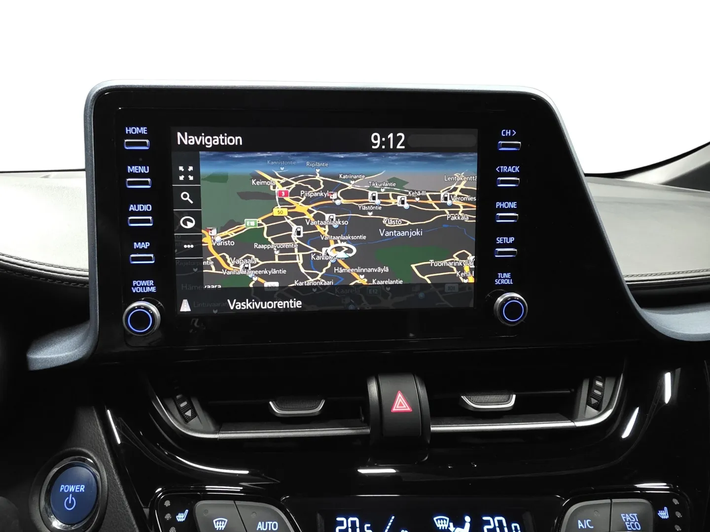 Autokuva 13 - IZL-404