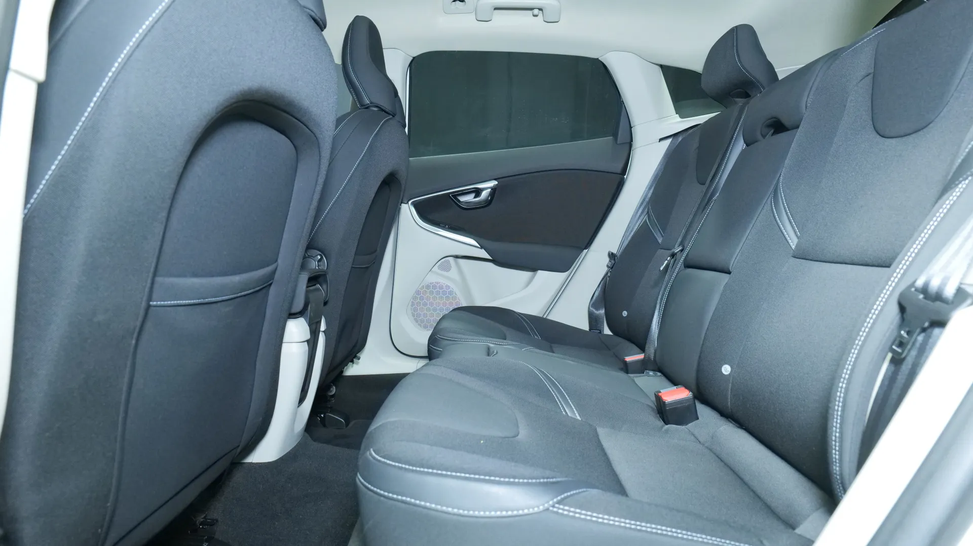 Autokuva 14 - JKB-583