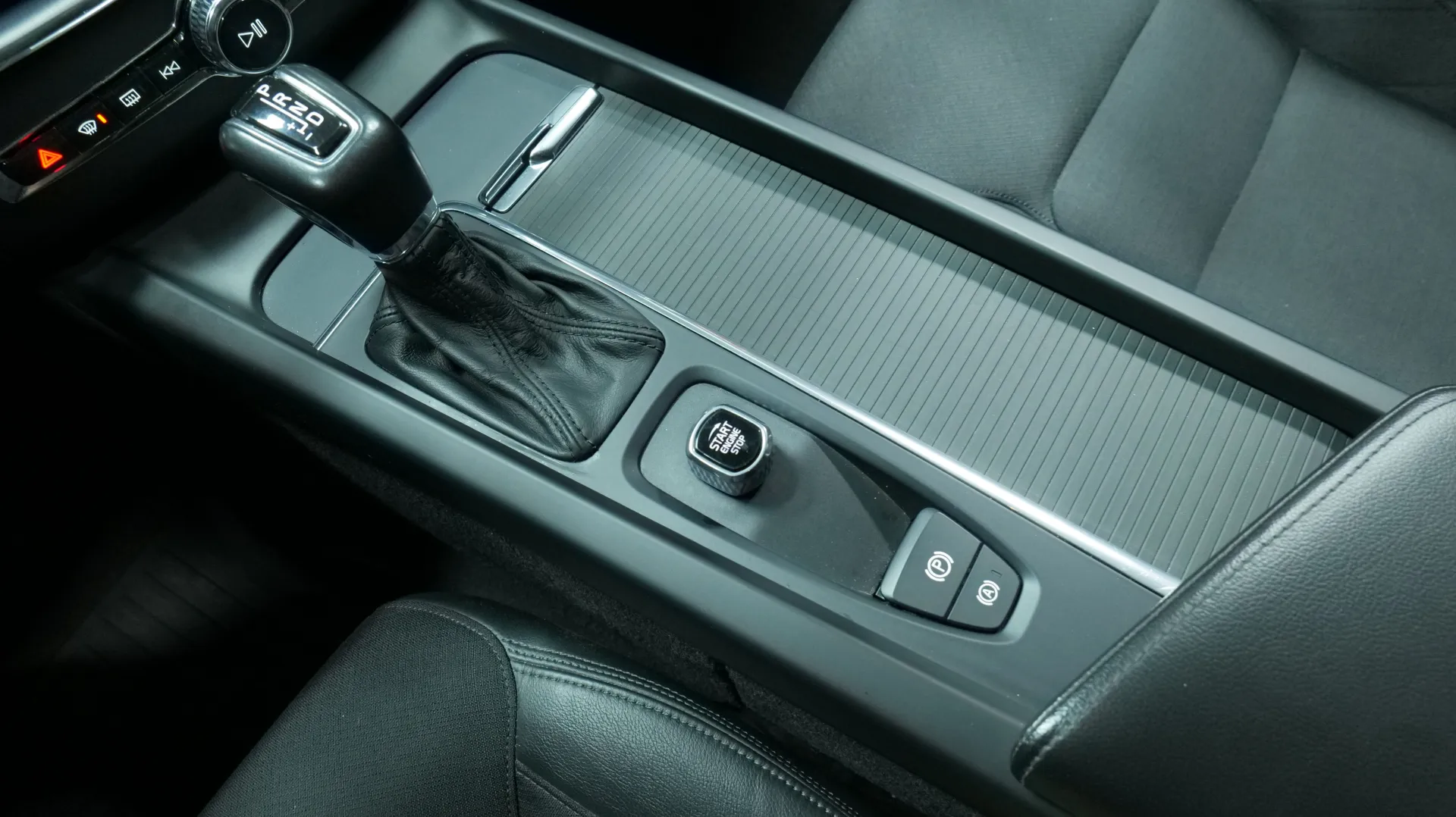 Autokuva 9 - JKY-934