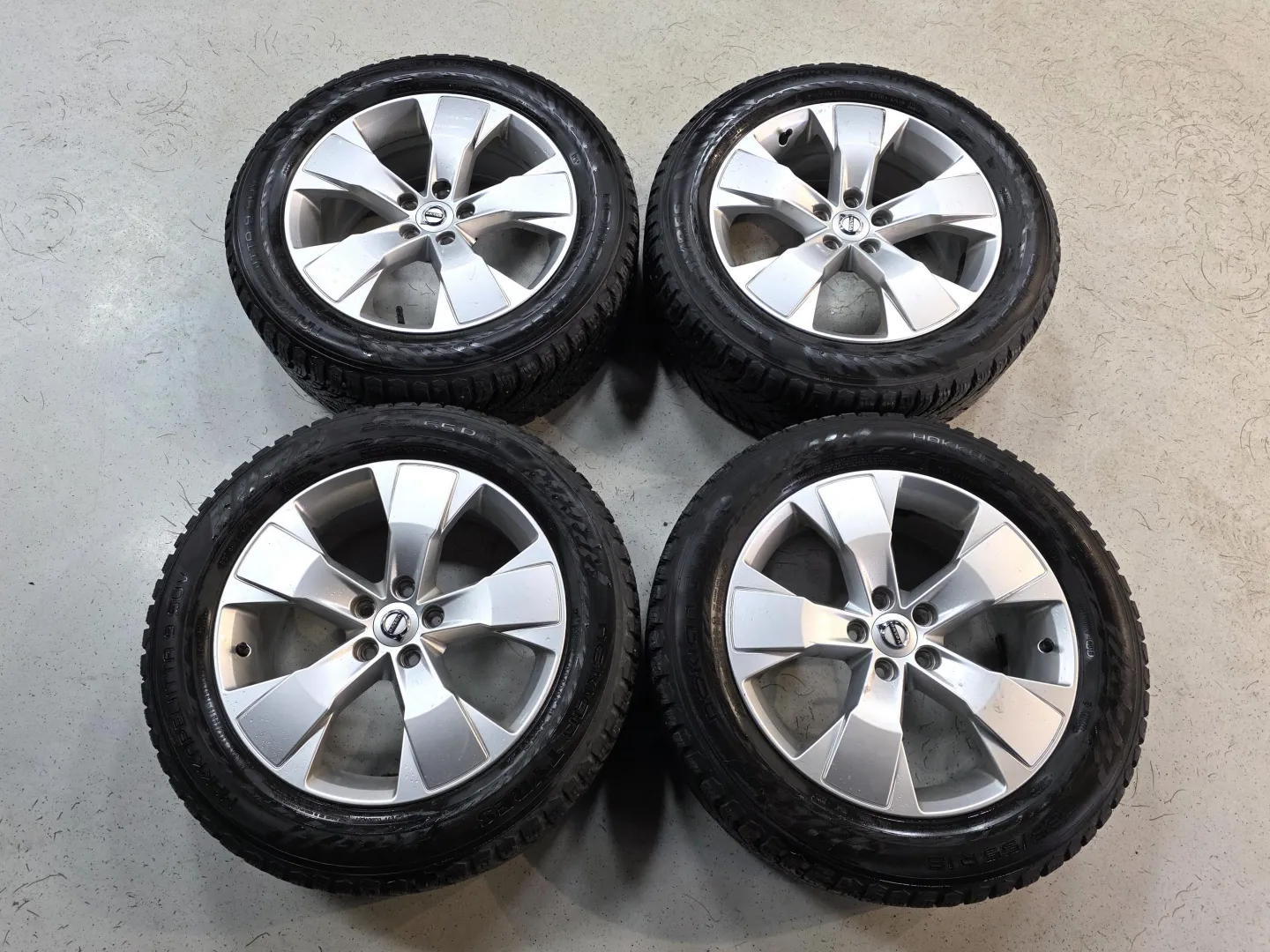 Autokuva 12 - JLB-798