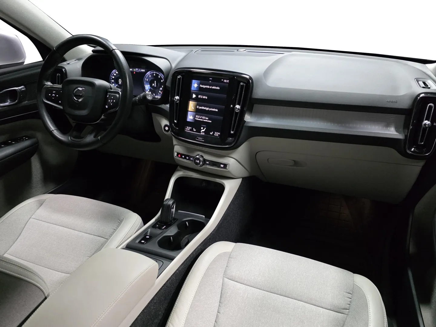 Autokuva 15 - JLB-798