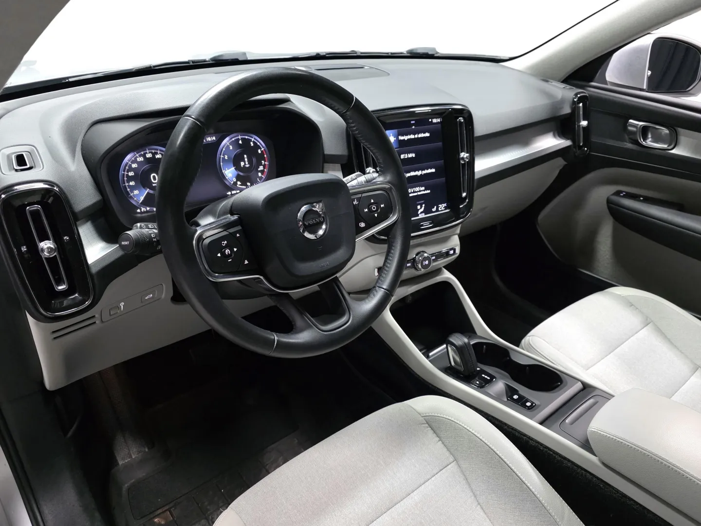 Autokuva 8 - JLB-798