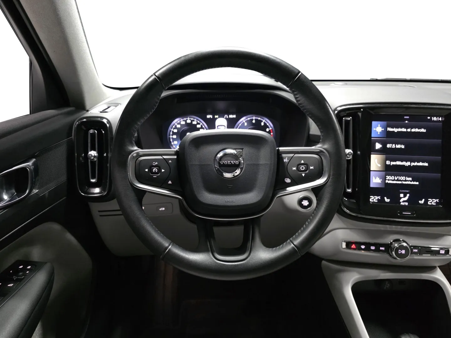 Autokuva 10 - JLB-798