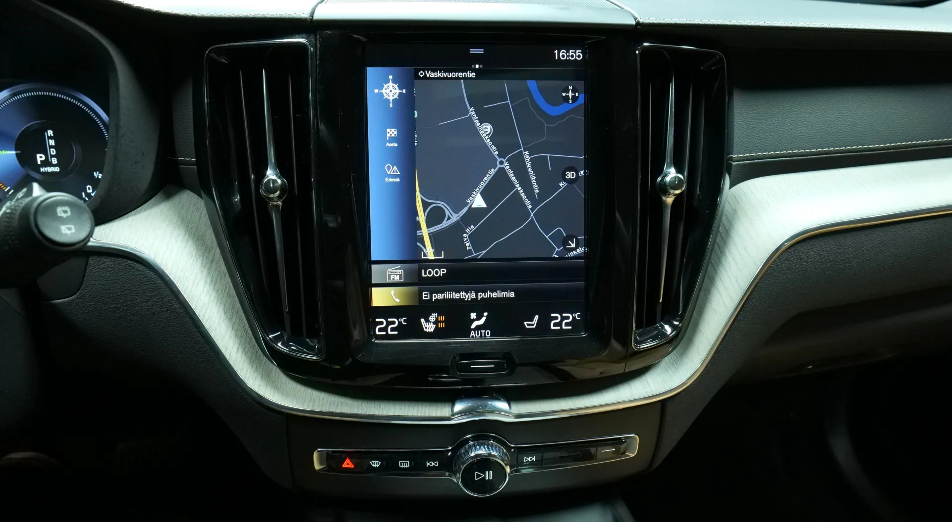 Autokuva 7 - JLG-257