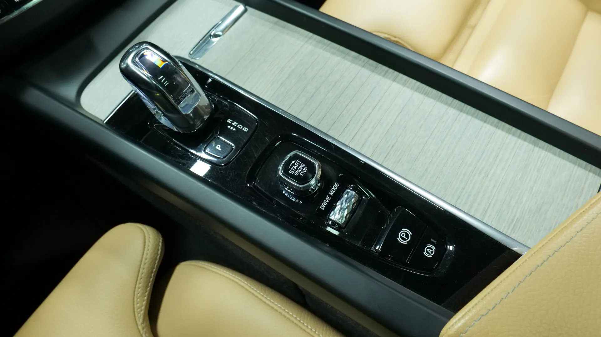 Autokuva 10 - JLG-257