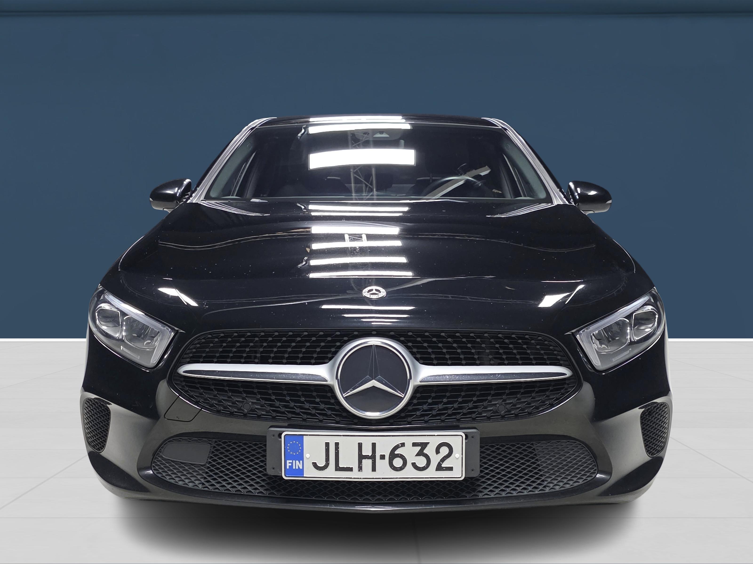 Mercedes-Benz A 2020, photo 2/15