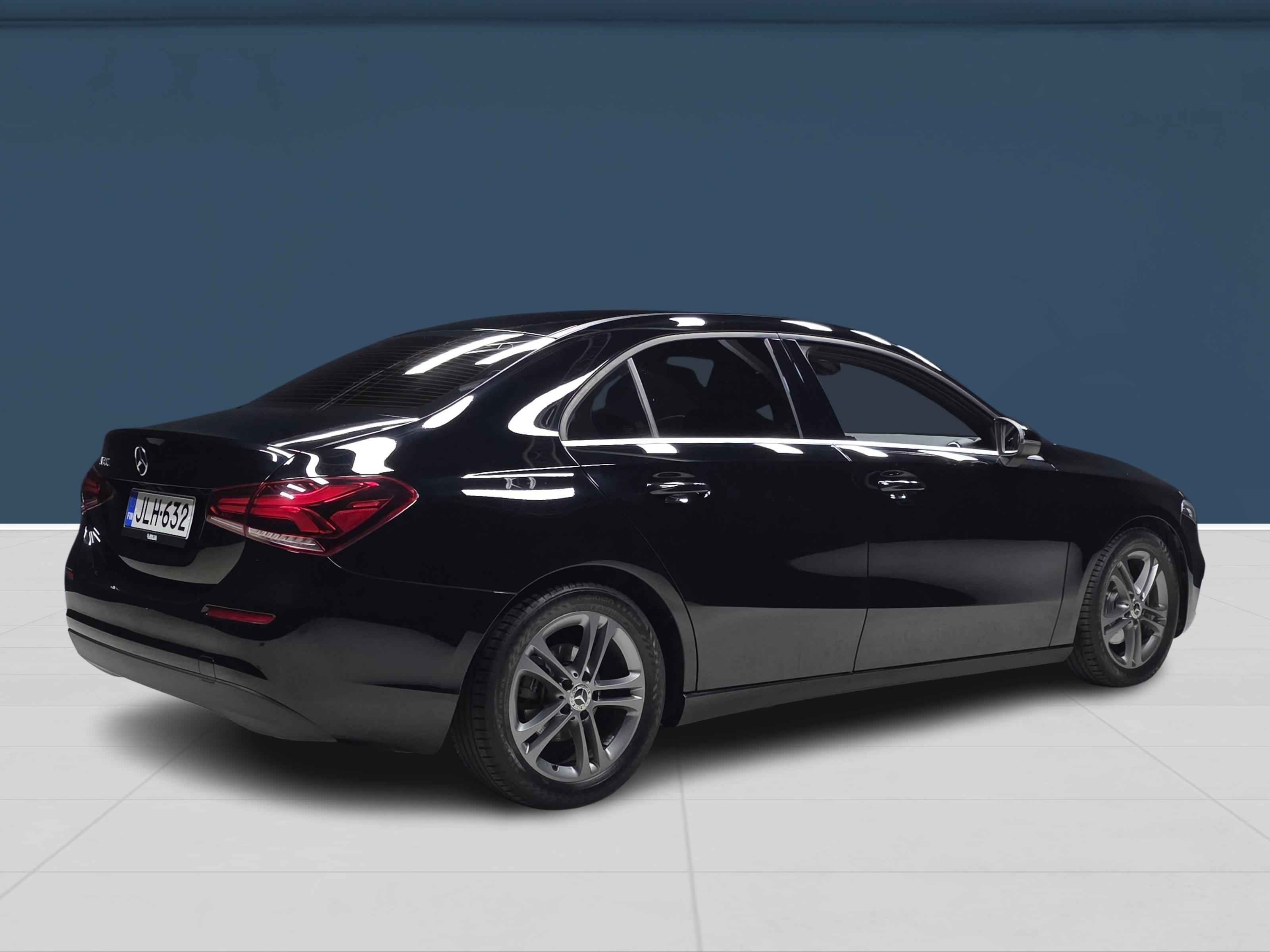 Mercedes-Benz A 2020, photo 4/15