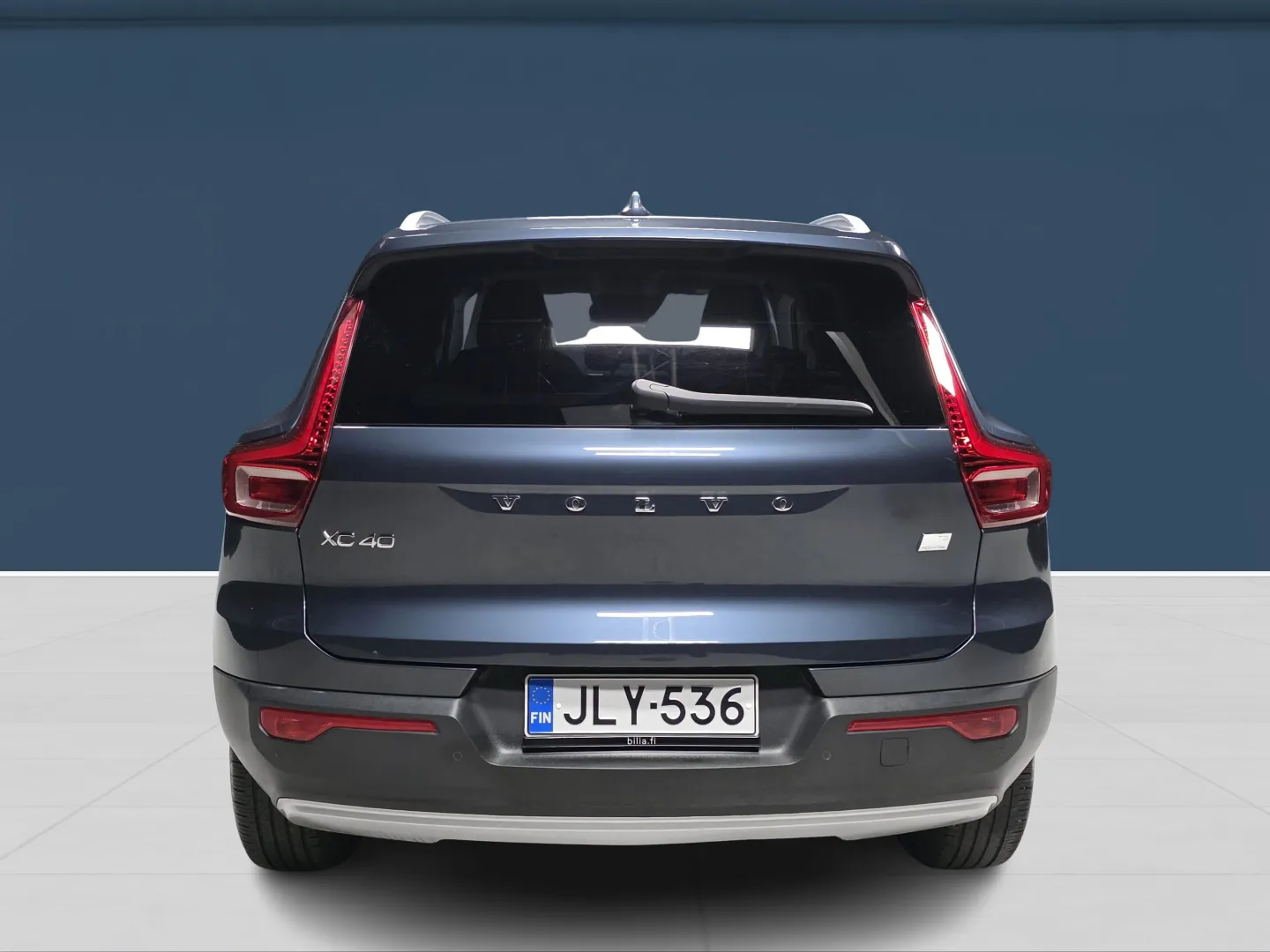 Autokuva 5 - JLY-536