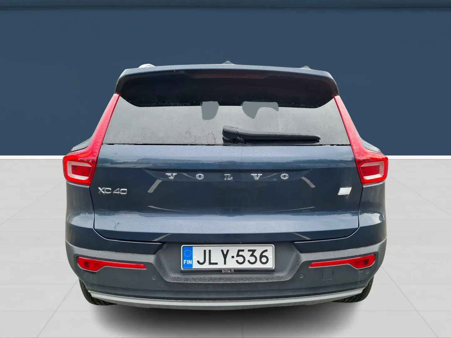 Autokuva 5 - JLY-536