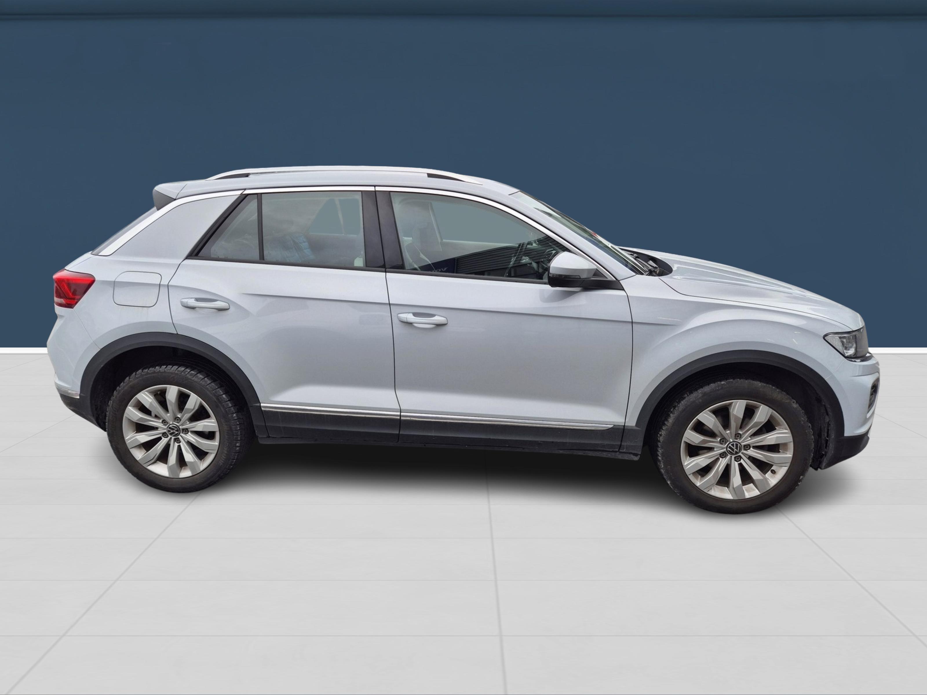 Volkswagen T-Roc 2021, kuva 3/5