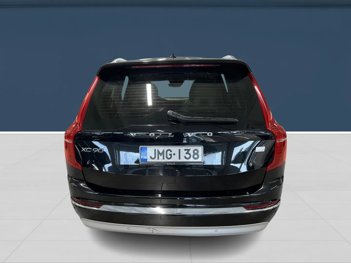 Autokuva 6 - JMG-138