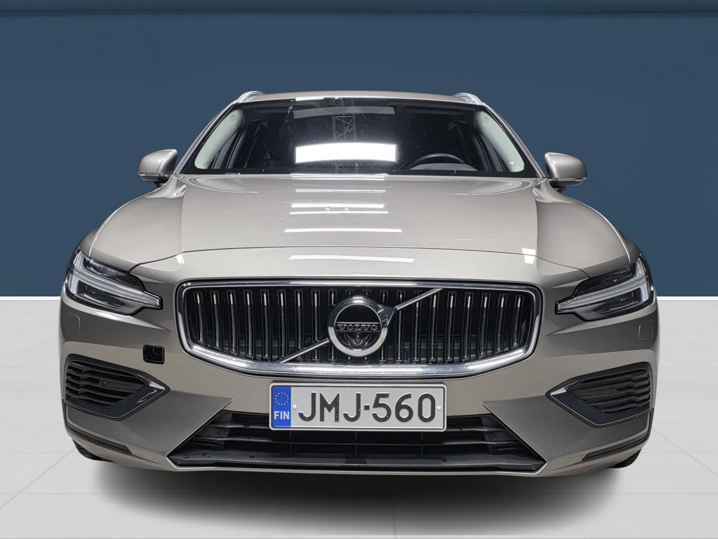Autokuva 2 - JMJ-560