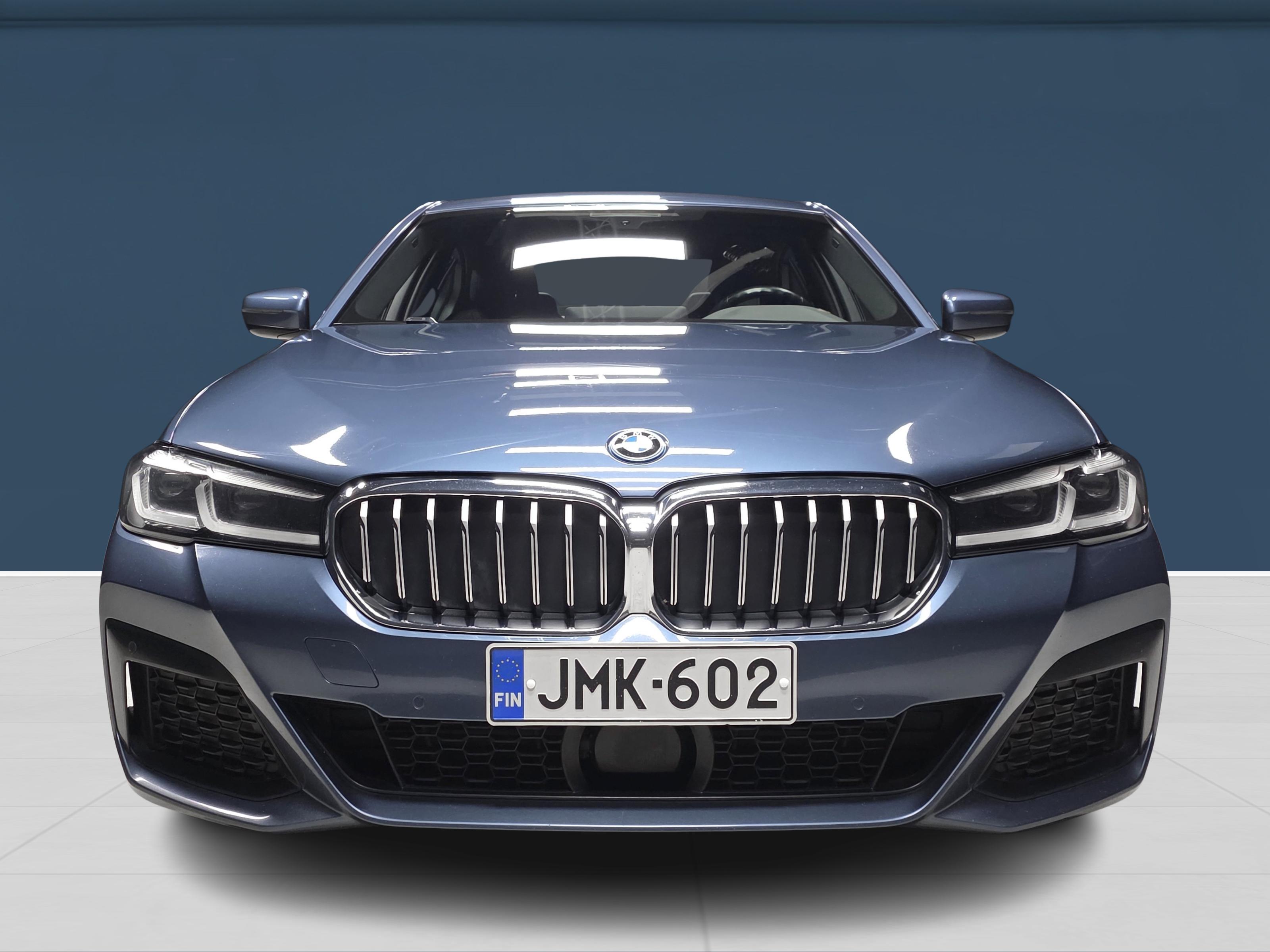 BMW 545 2022, kuva 2/17