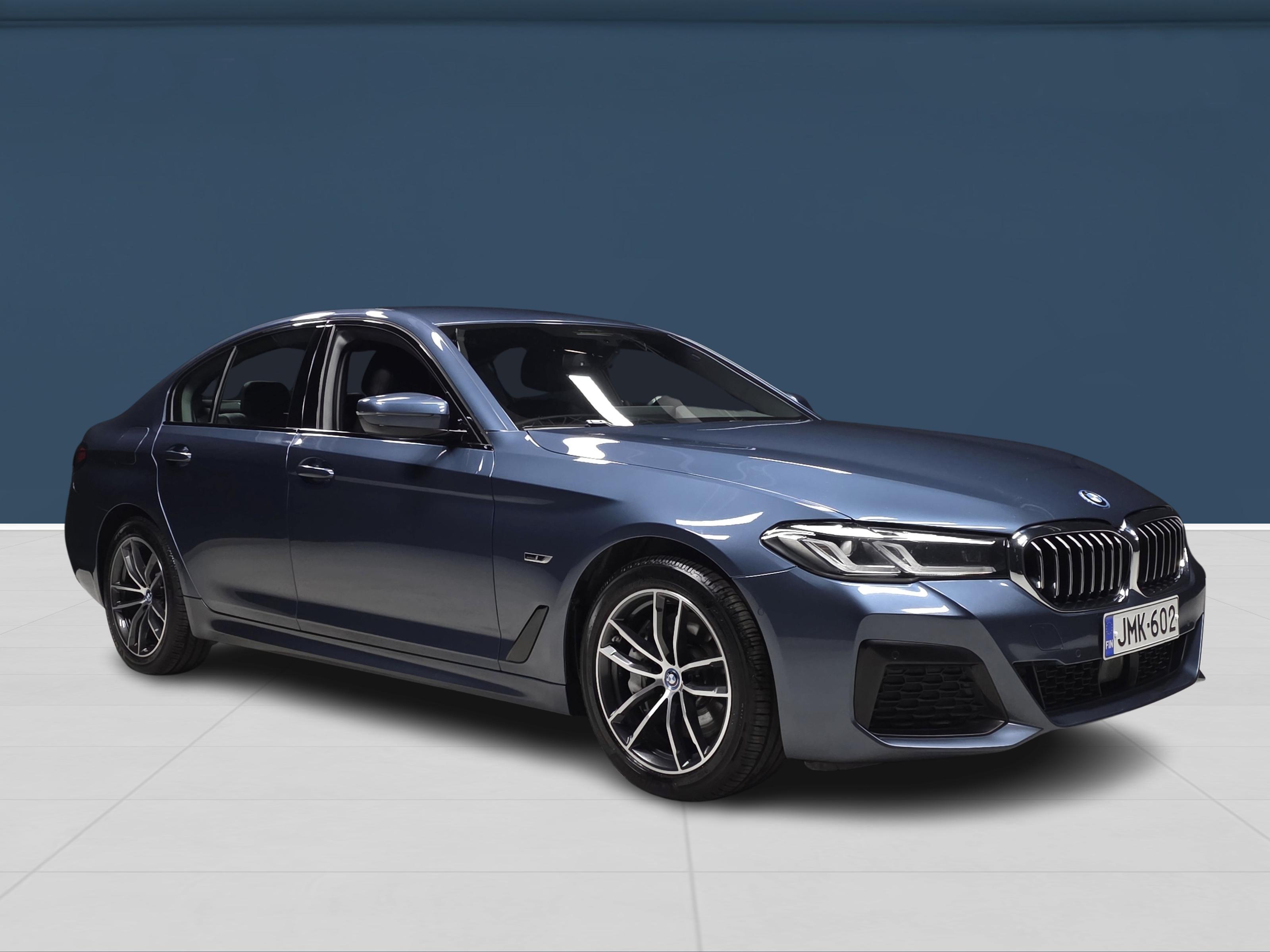 BMW 545 2022, kuva 3/17