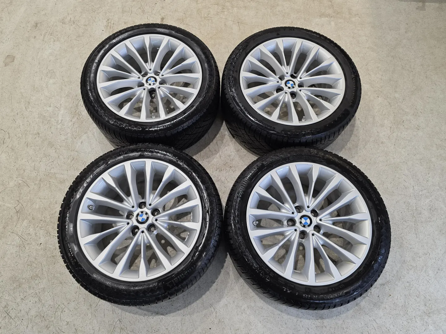 Autokuva 12 - JMK-602