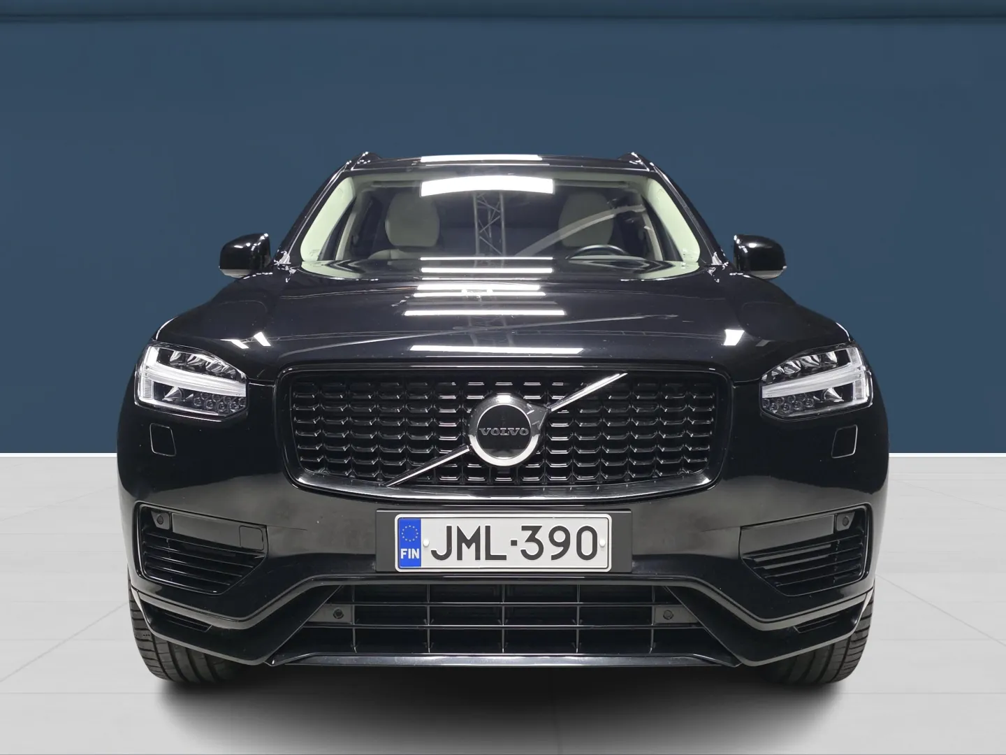 Autokuva 2 - JML-390