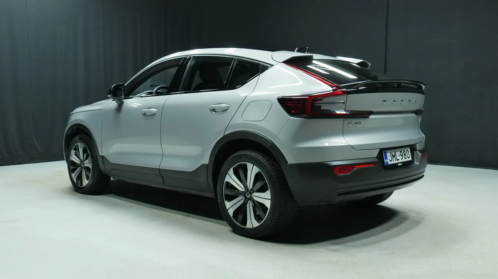 Autokuva 2 - JML-980