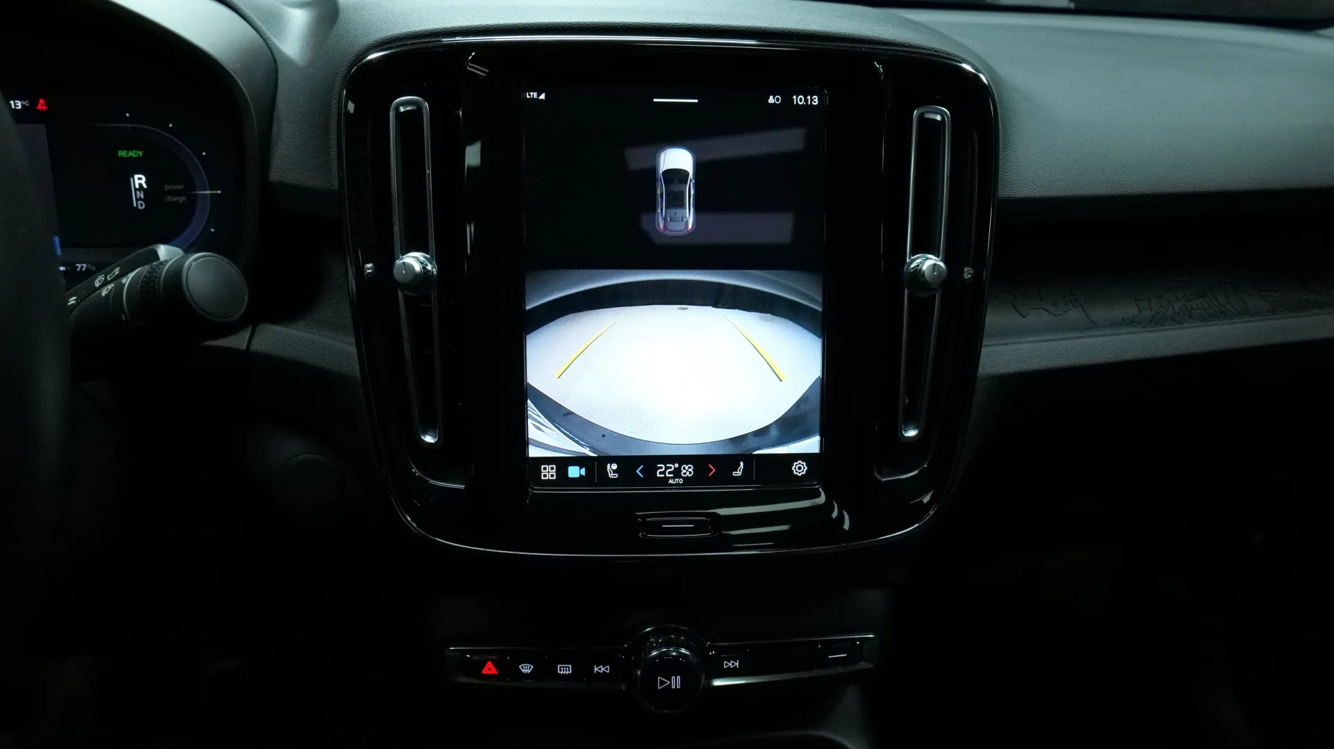 Autokuva 7 - JMN-142