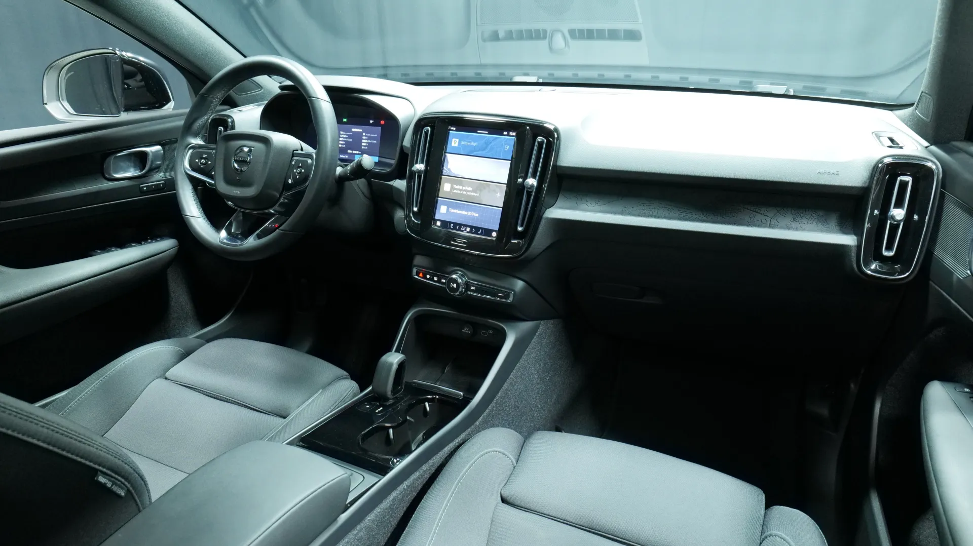 Autokuva 18 - JMN-142