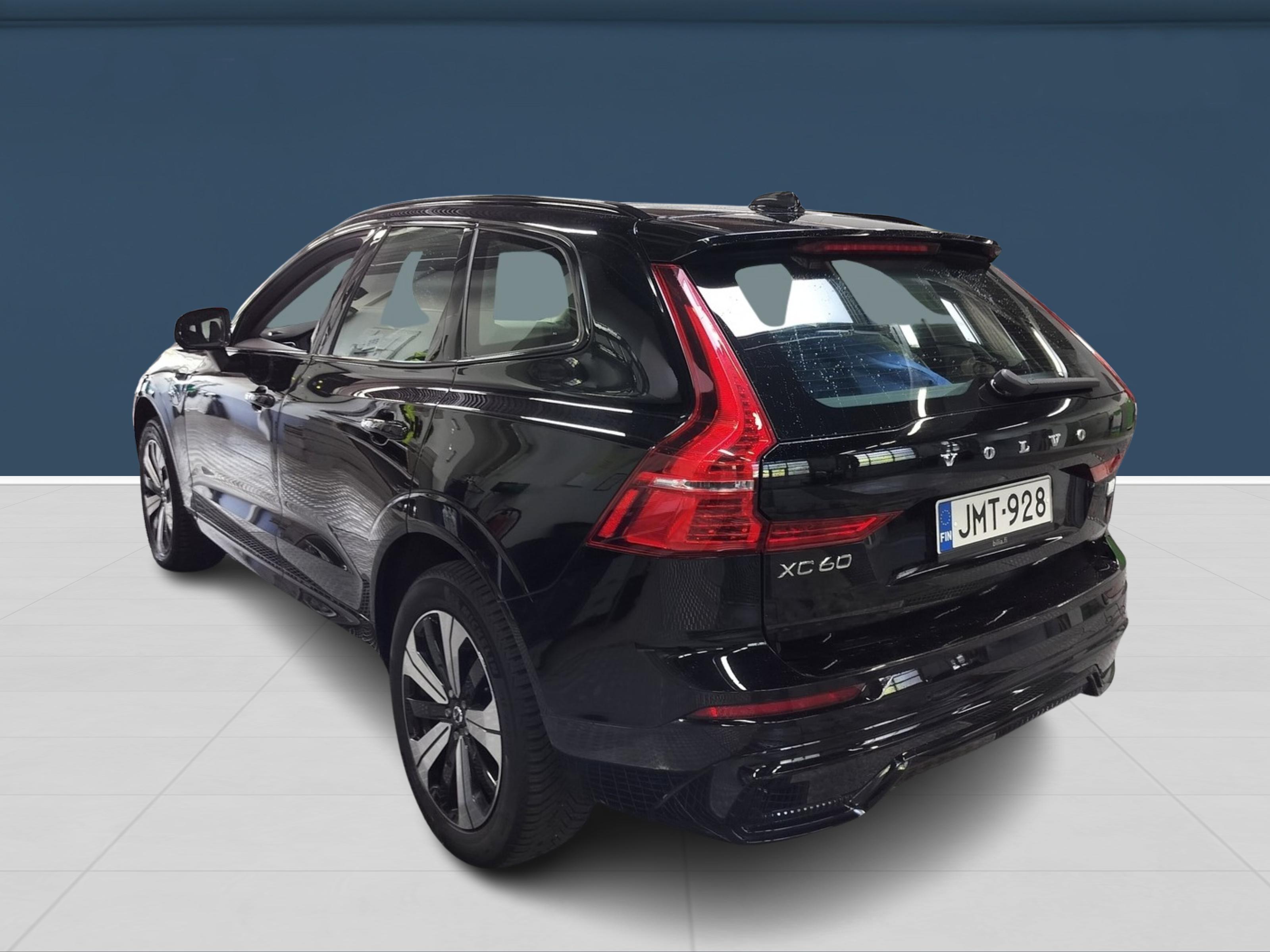 Volvo XC60 2023, kuva 4/6