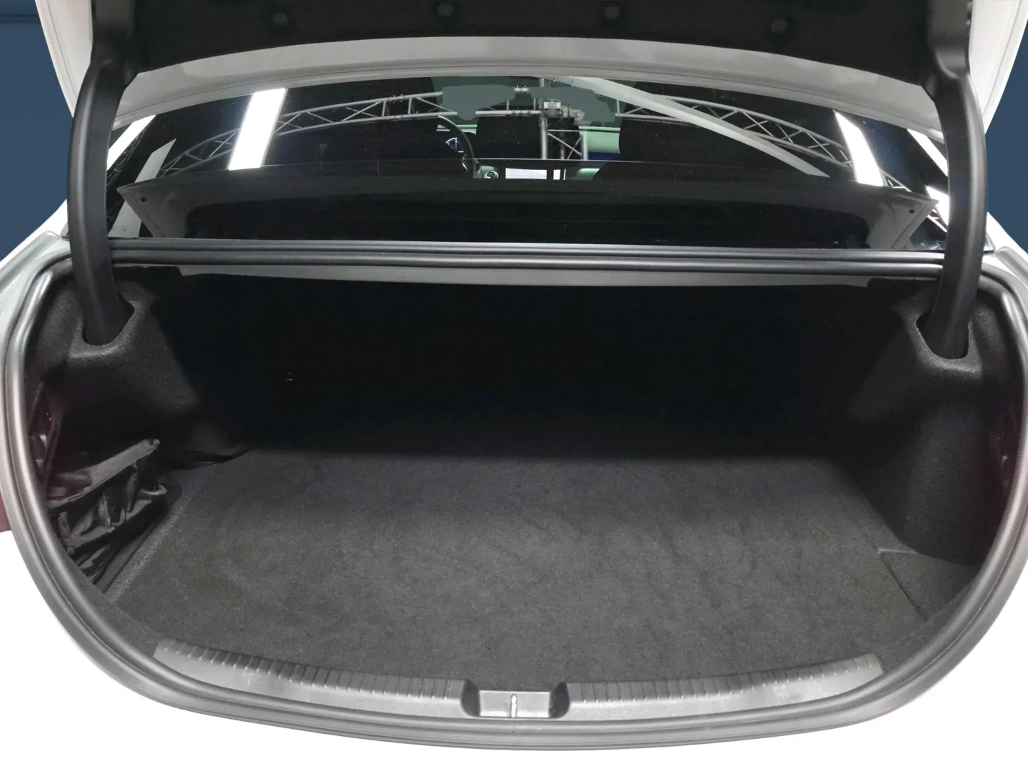 Autokuva 11 - JMU-340