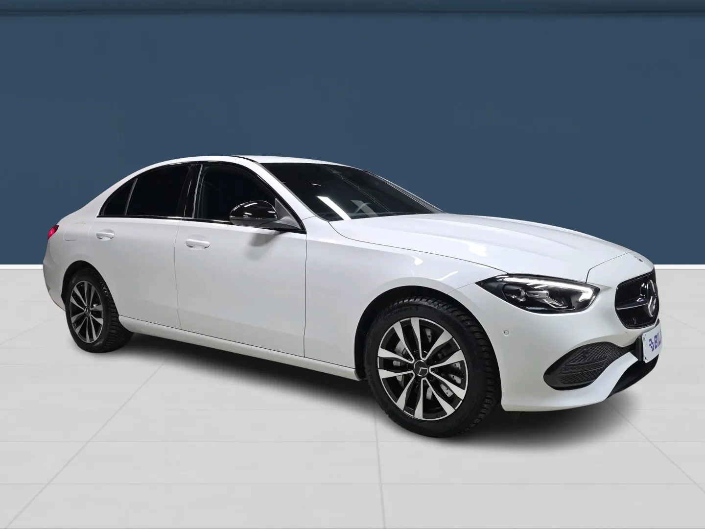 Autokuva 3 - JMU-340