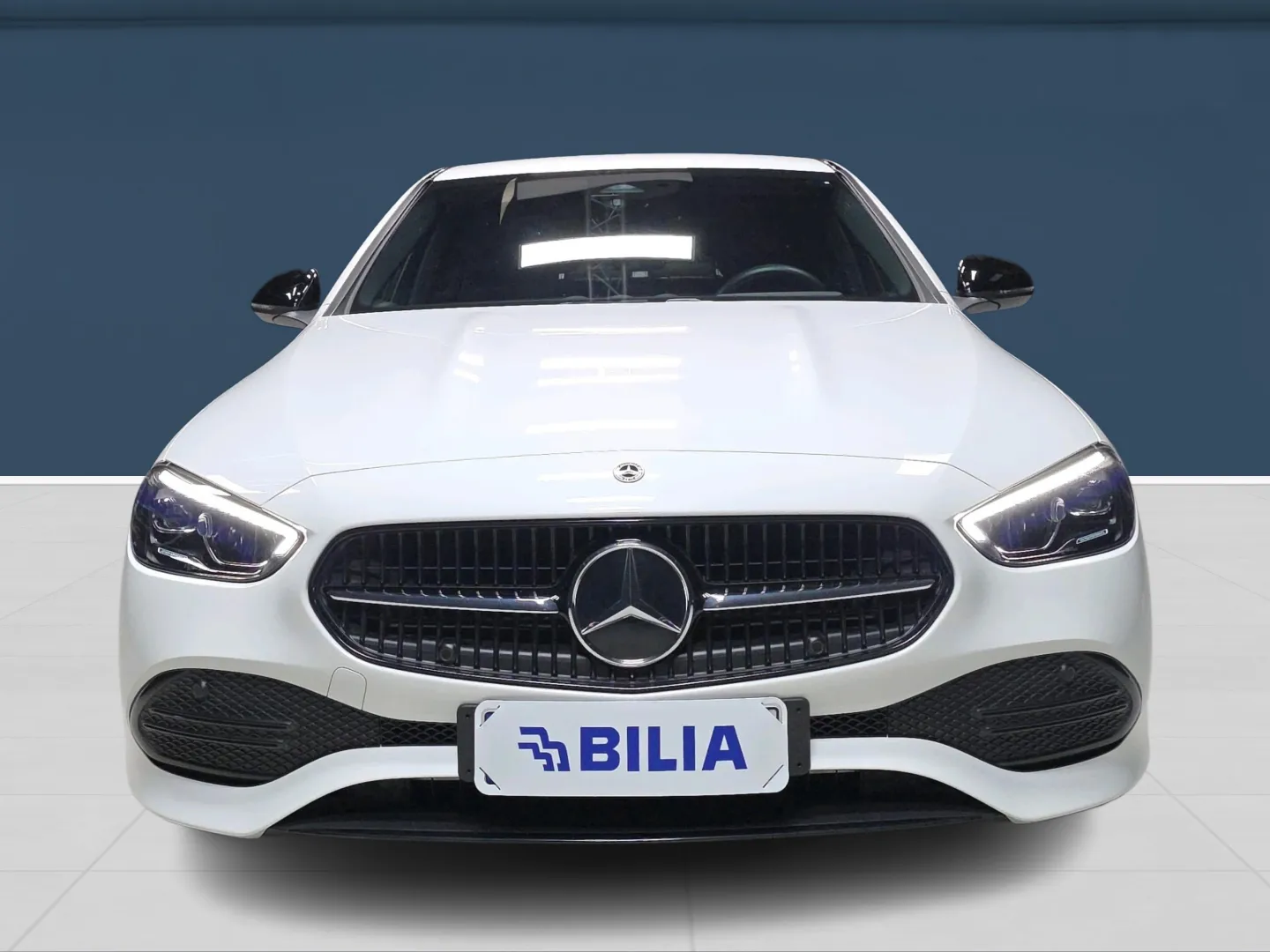 Autokuva 2 - JMU-340