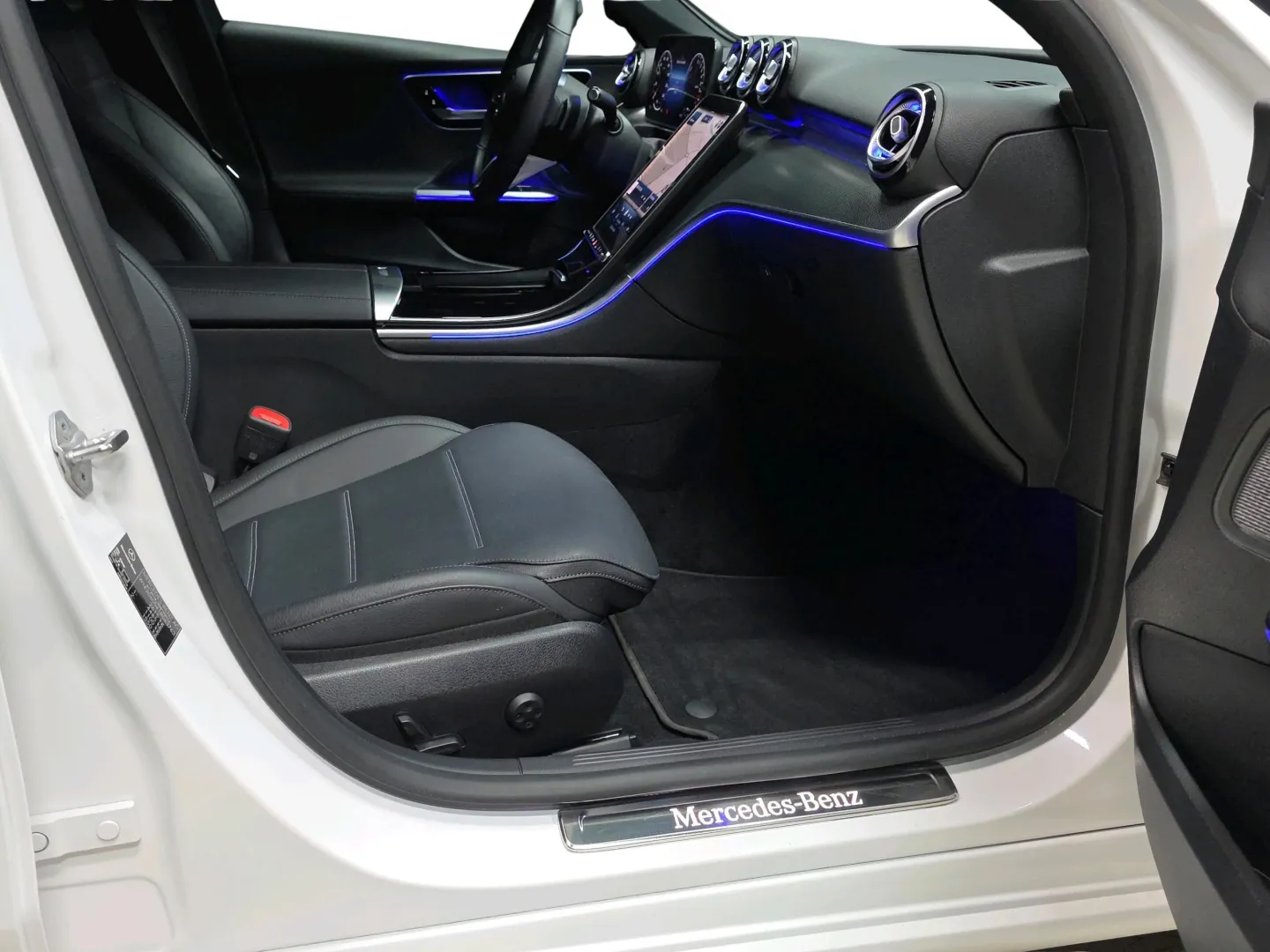 Autokuva 13 - JMU-340