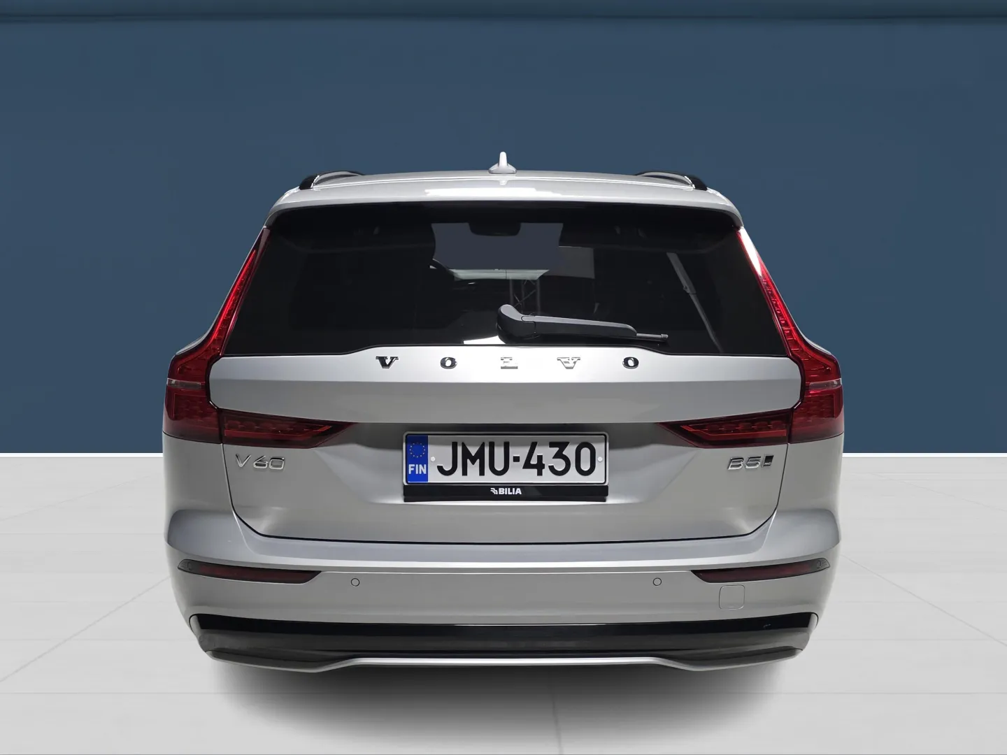 Autokuva 5 - JMU-430