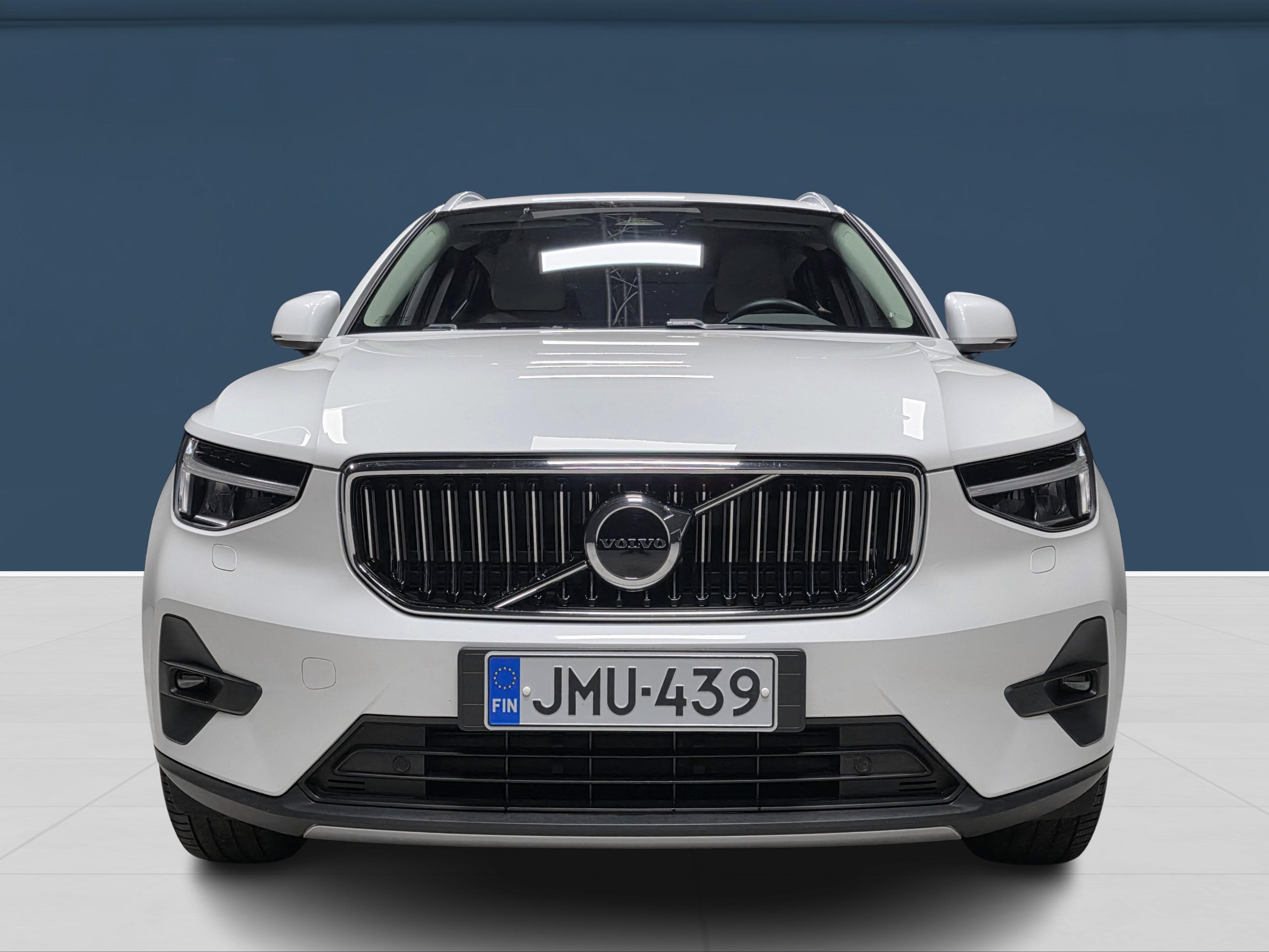 Volvo XC40 2023, bild 2/20
