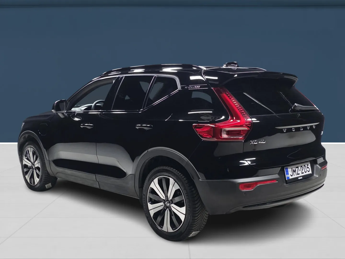 Autokuva 6 - JMZ-205